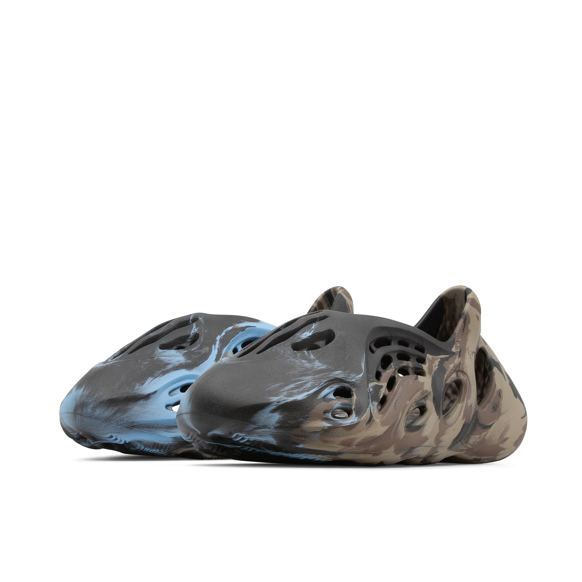 YEEZY FOAM RUNNER MX CINDER – ODTO YEEZY FOAM RUNNER MX CINDER – ODTO