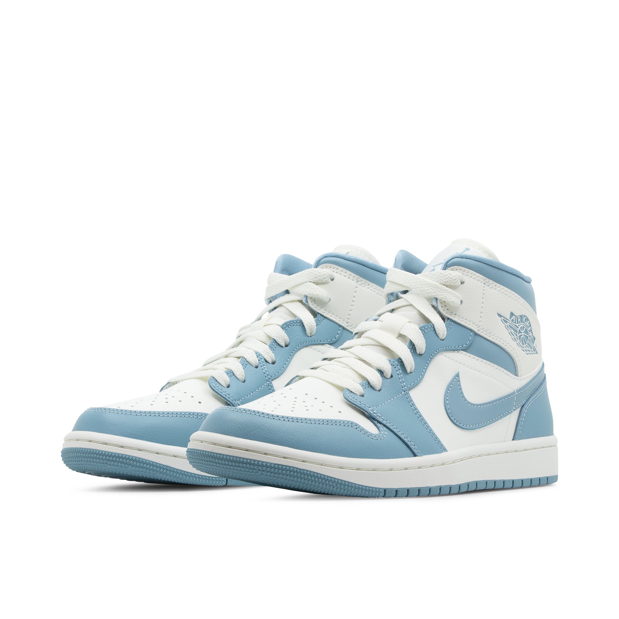 AIR JORDAN 1 MID WMNS UNC (2022)