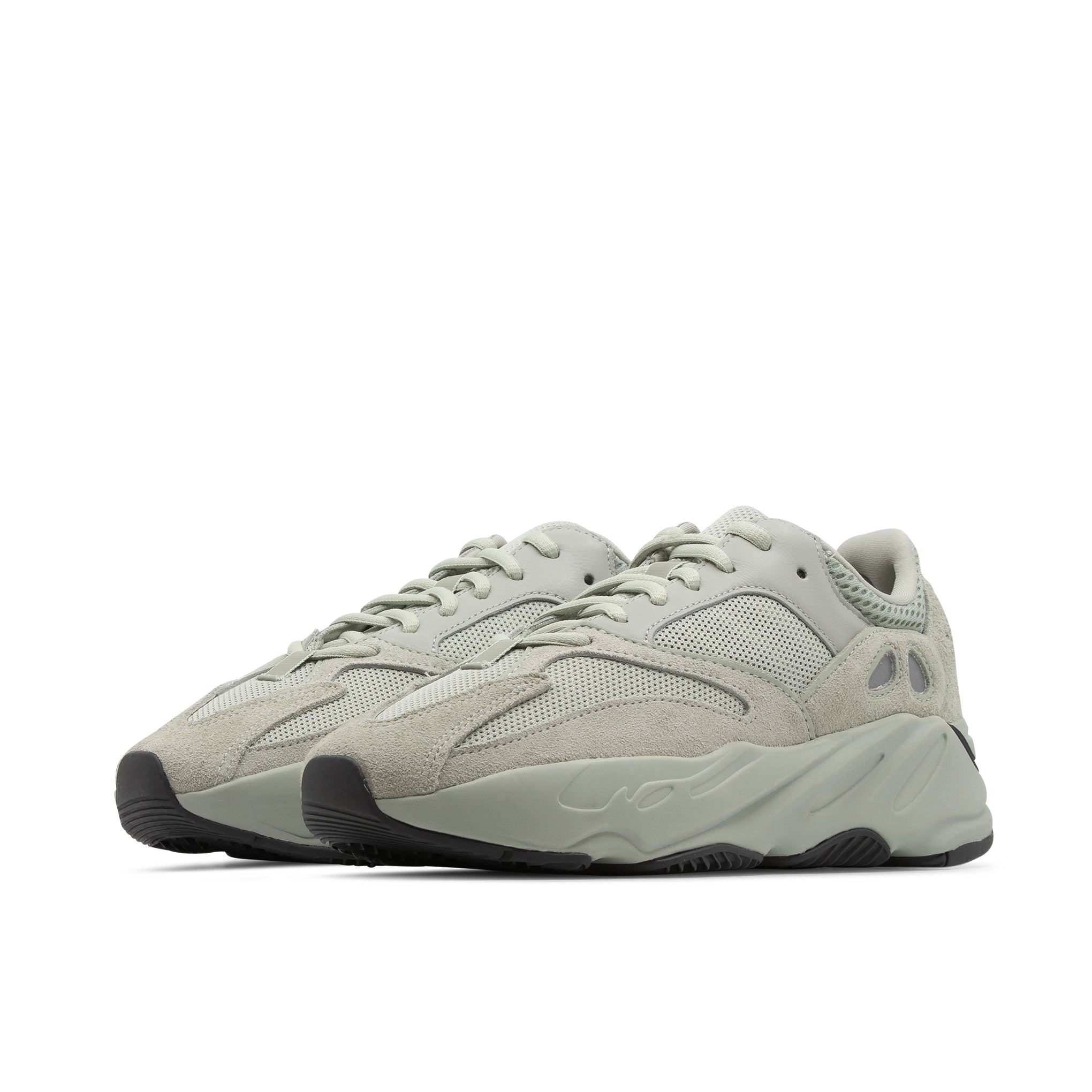 YEEZY BOOST 700 SALT