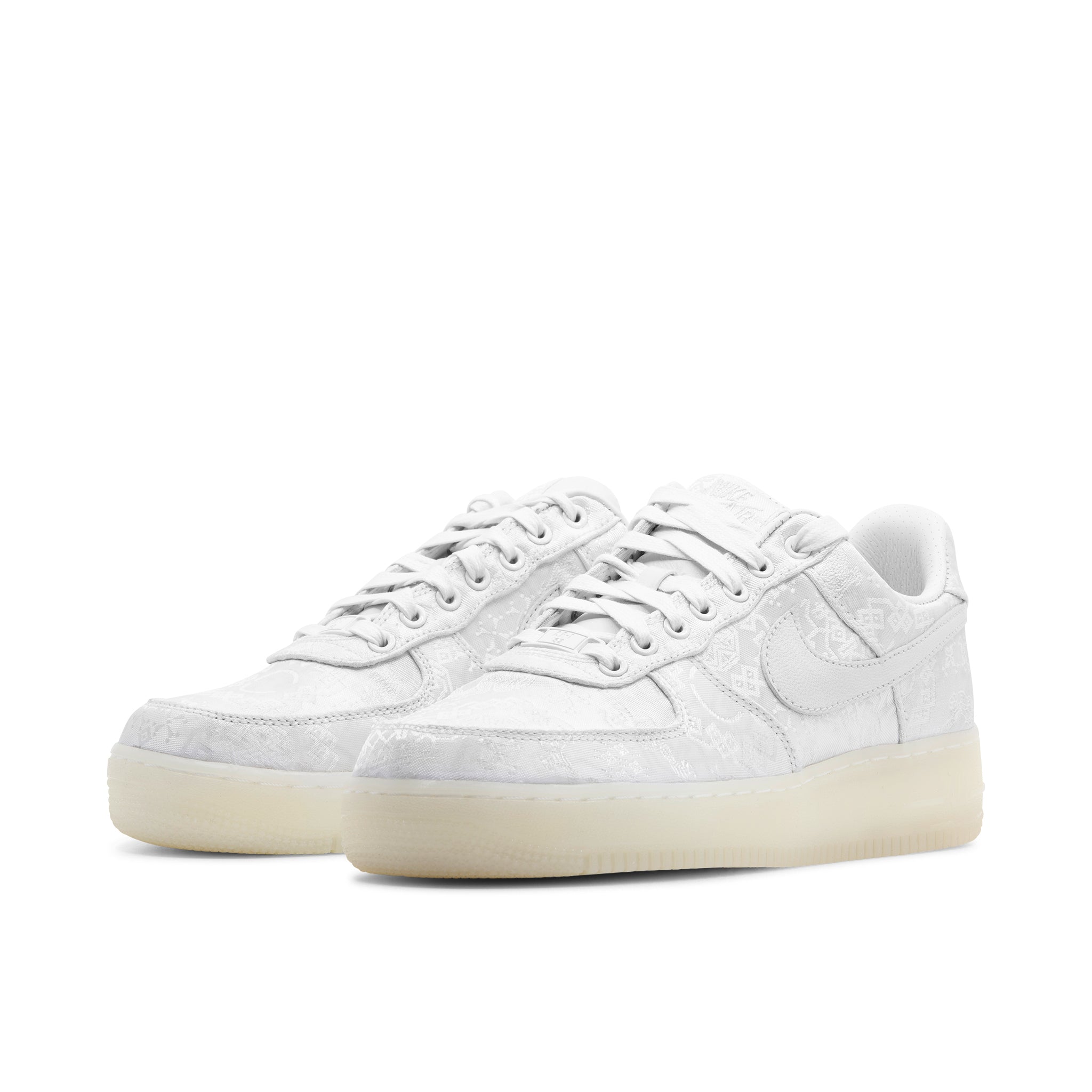 NIKE AIR FORCE 1 LOW CLOT 1WORLD