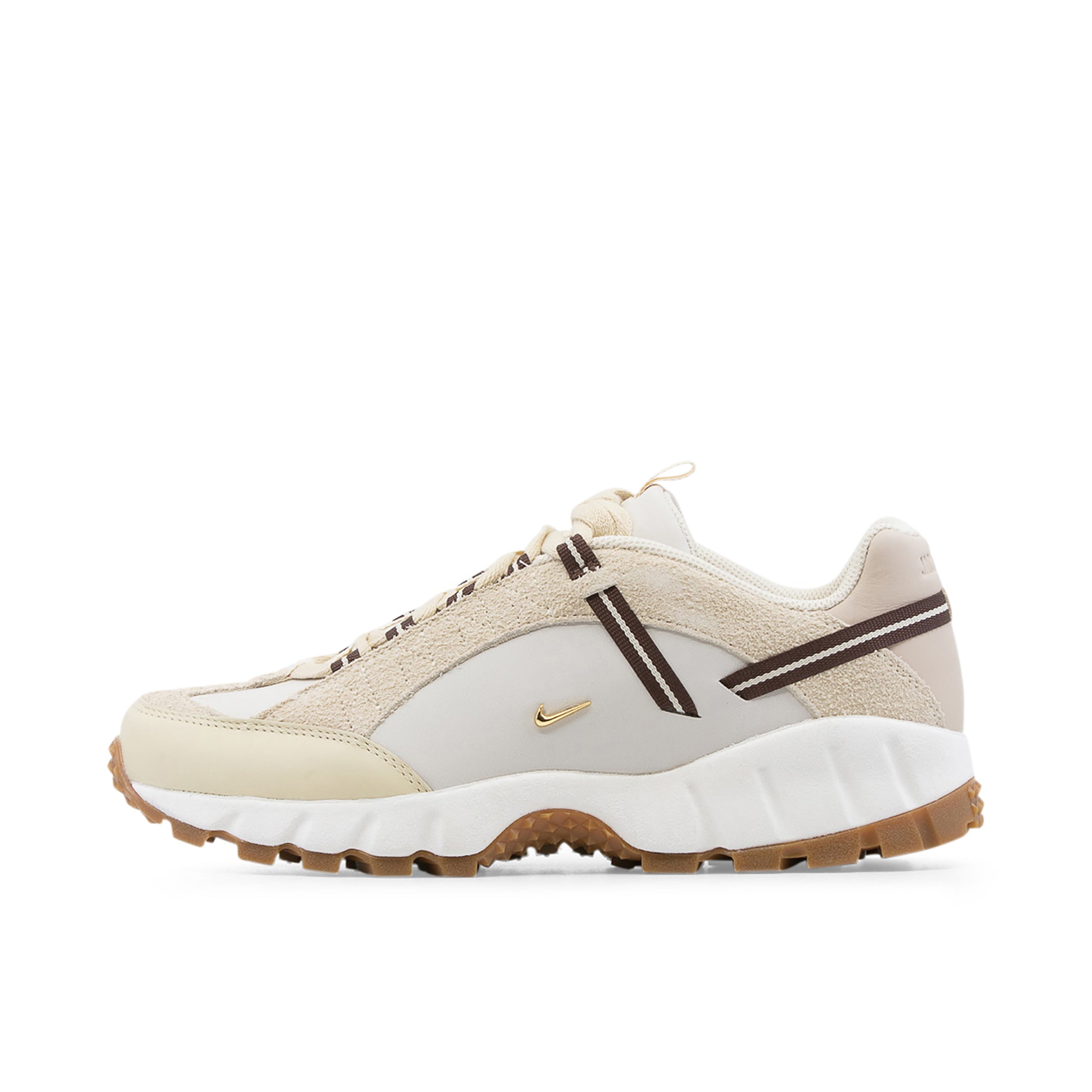 NIKE AIR HUMARA WMNS JACQUEMUS LIGHT BONE GOLD