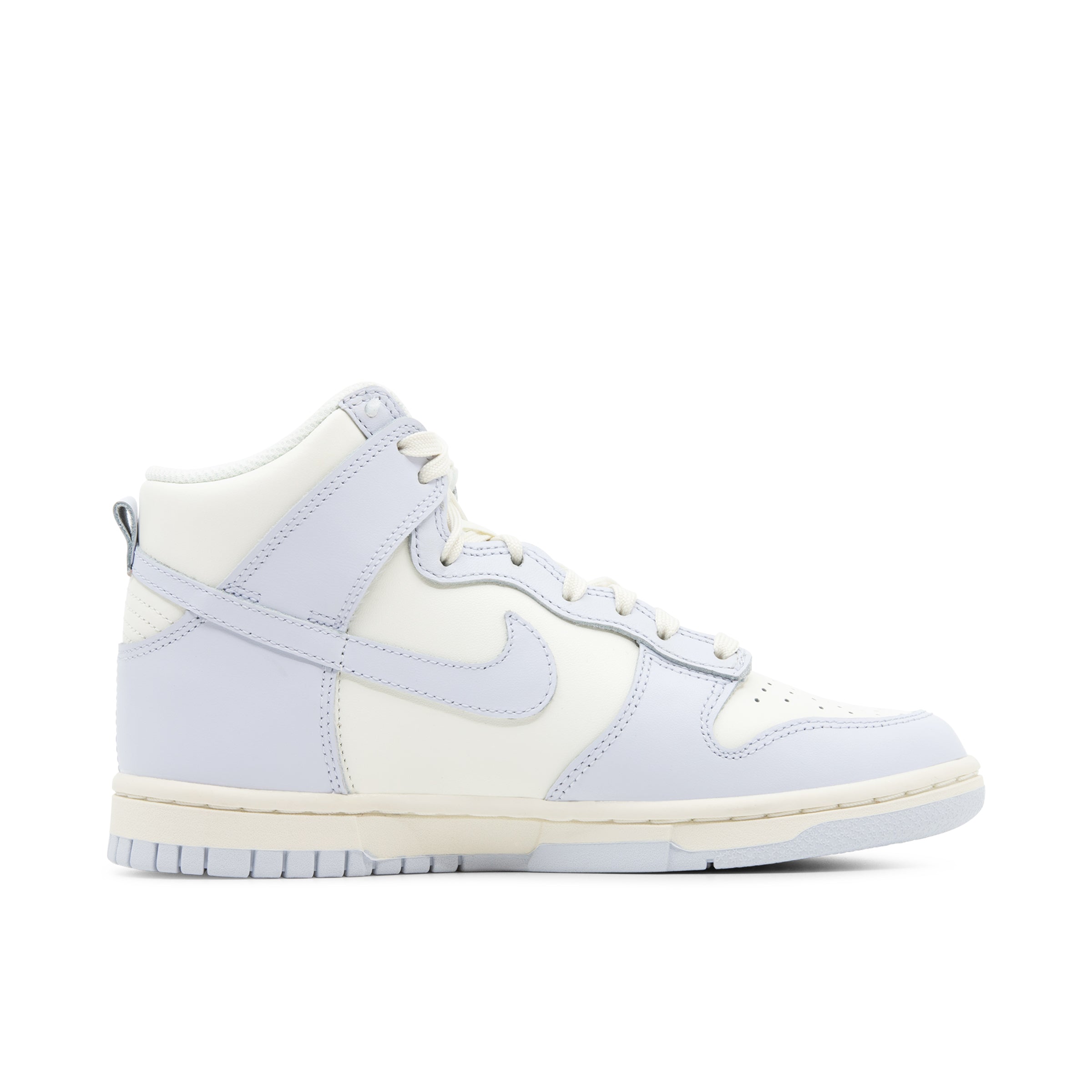 NIKE DUNK HIGH WMNS FOOTBALL GREY