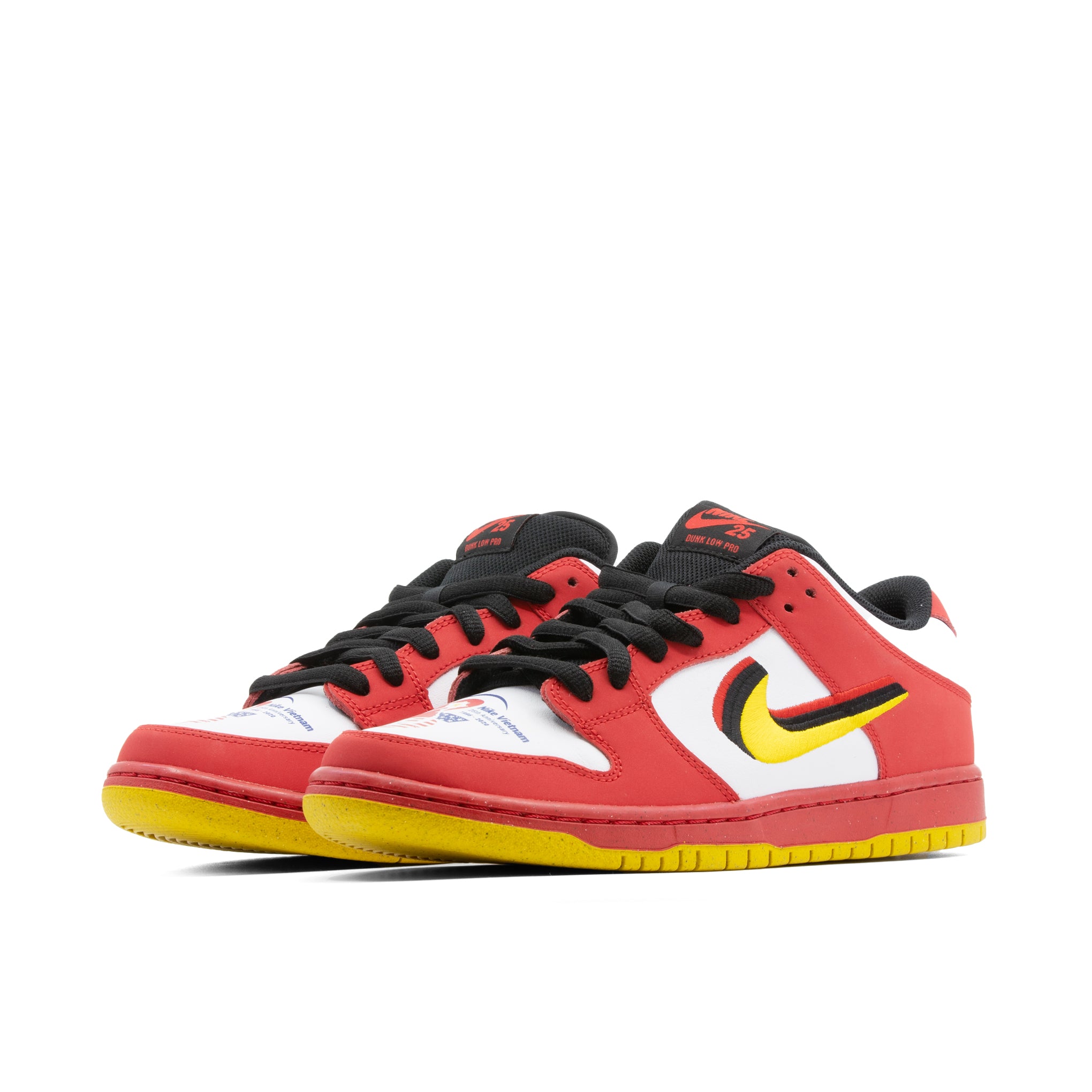 NIKE SB DUNK LOW VIETNAM 25TH ANNIVERSARY