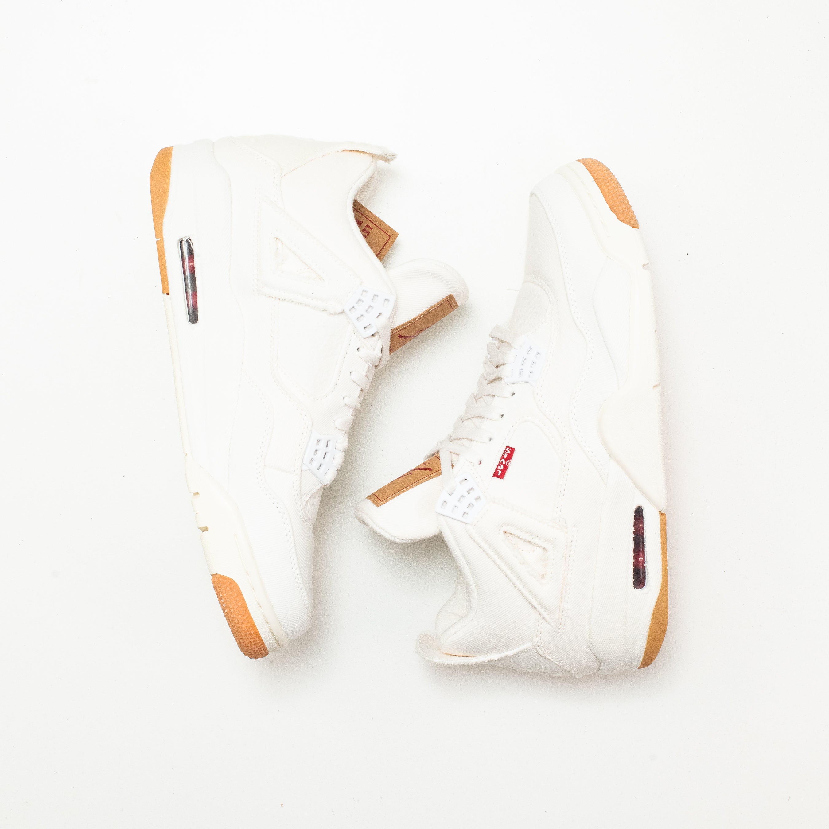 AIR JORDAN 4 LEVI'S WHITE DENIM [FLAWED - SIZE 10]
