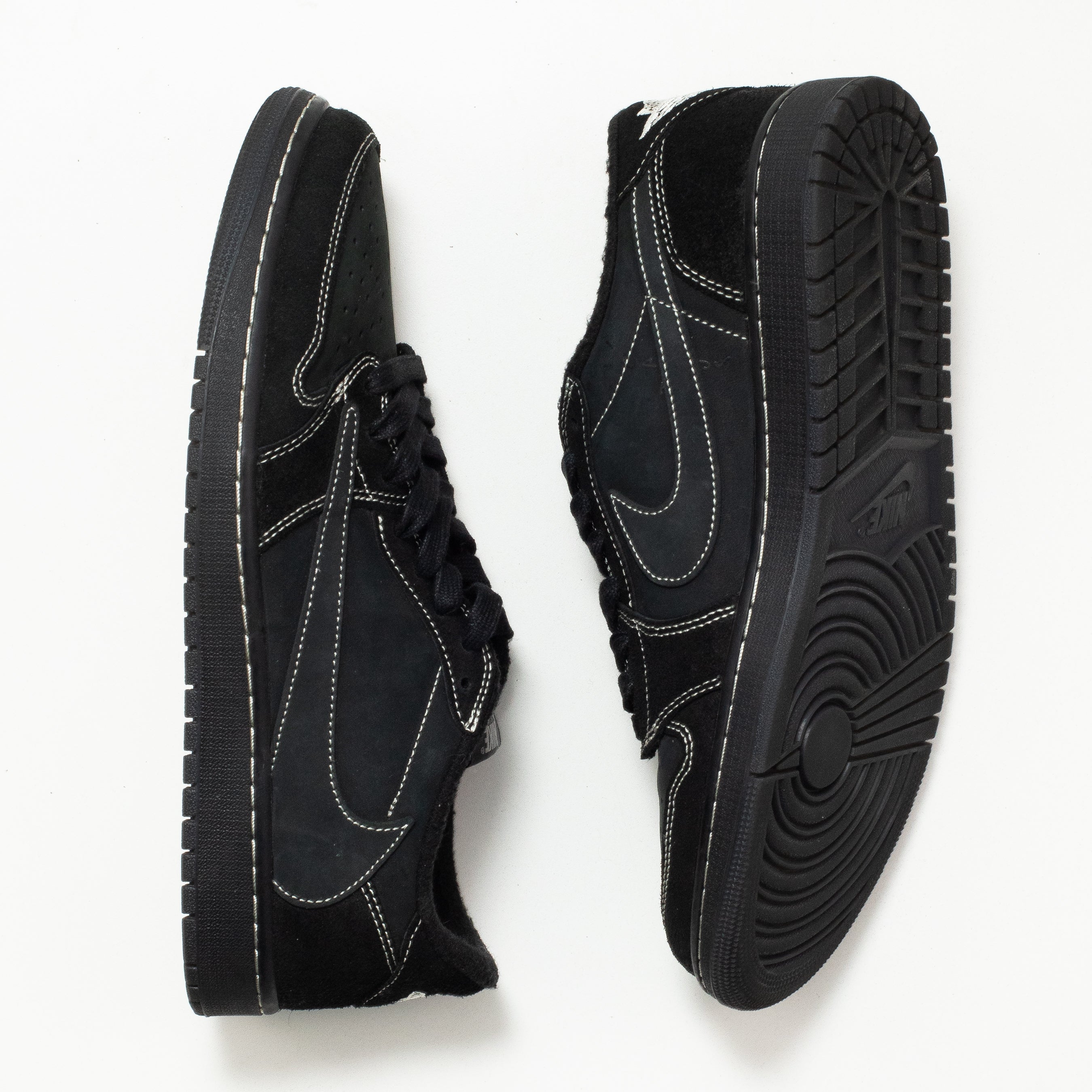AIR JORDAN 1 LOW TRAVIS SCOTT BLACK PHANTOM [USED - SIZE 11]