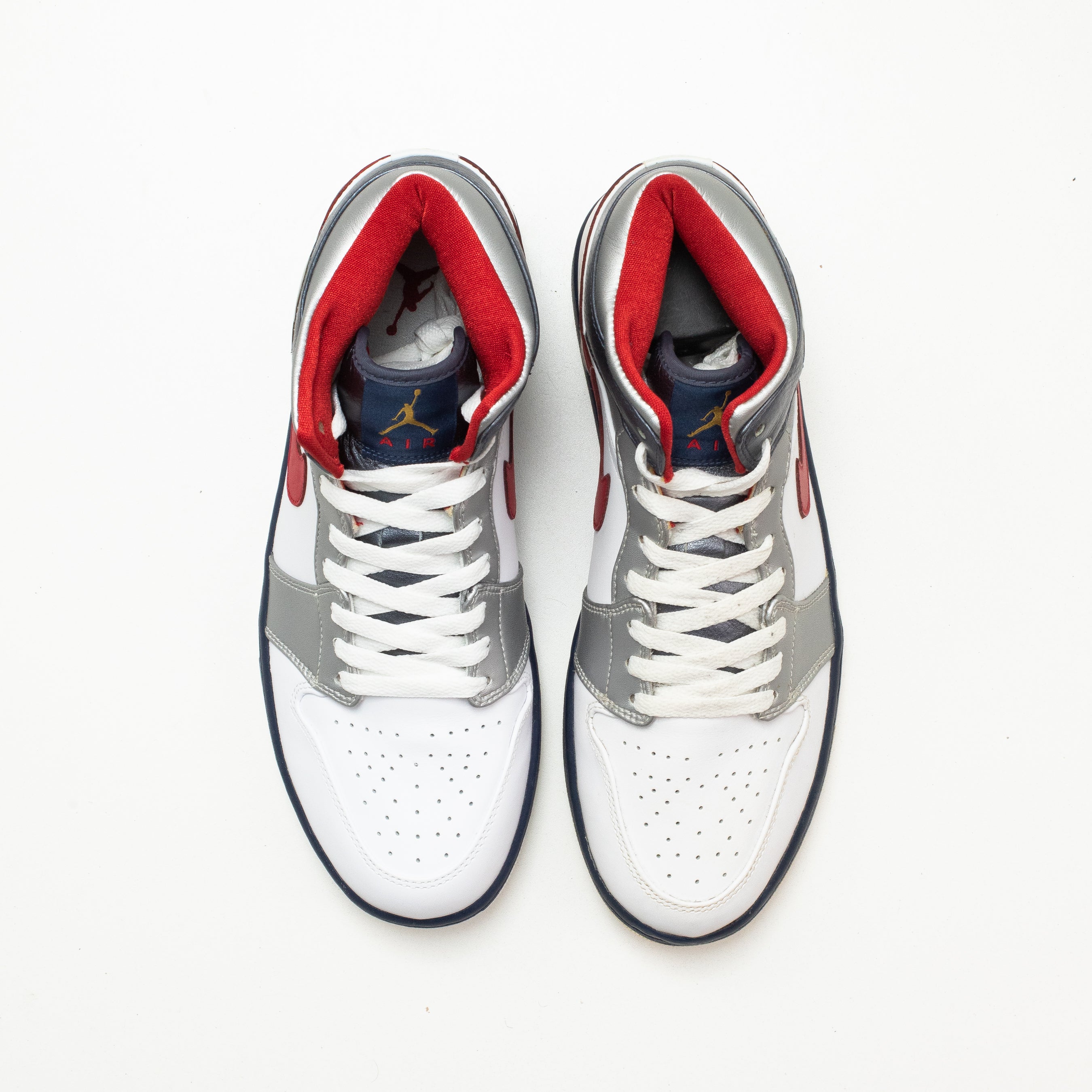 AIR JORDAN 1 HIGH OLYMPIC [FLAWED - SIZE 8.5]