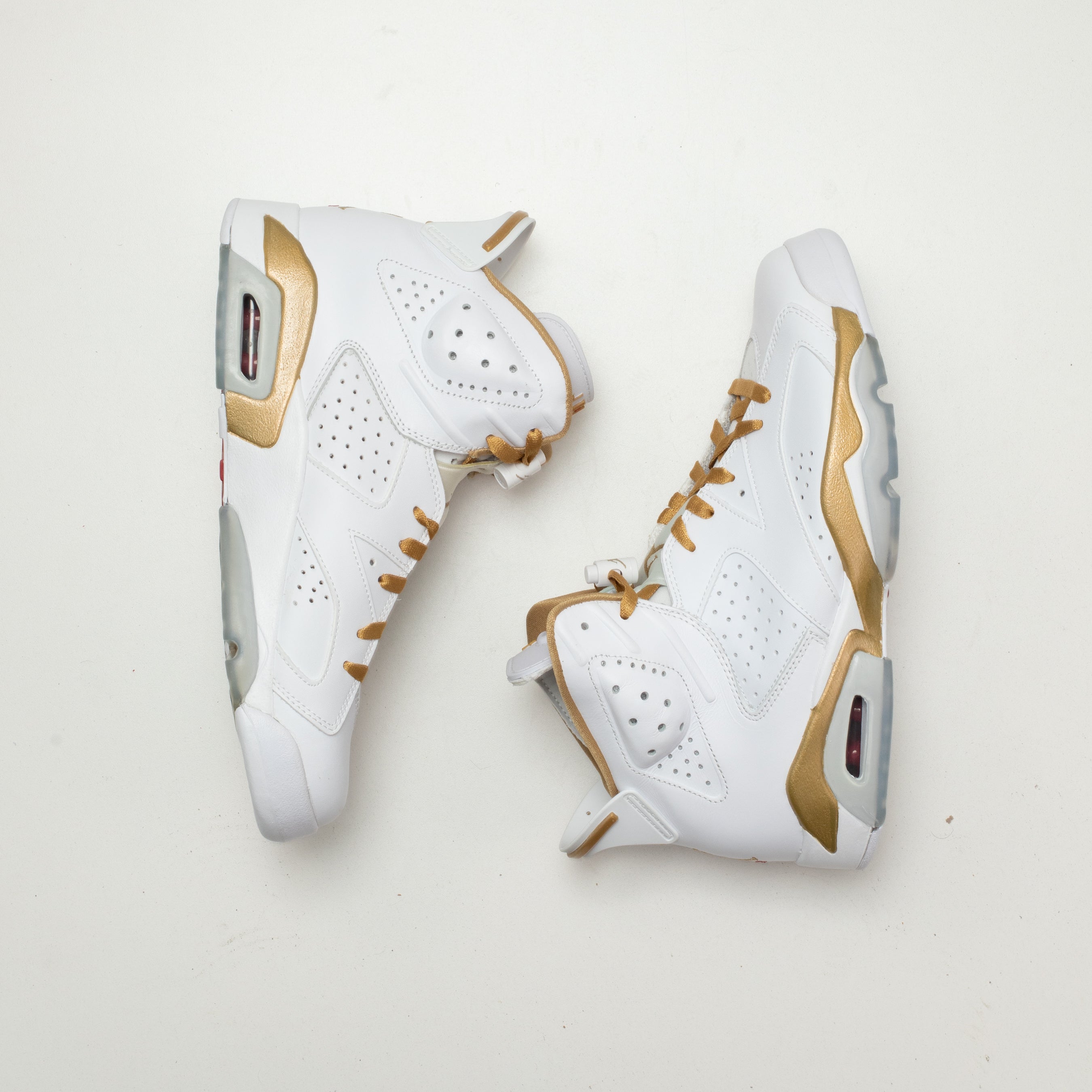 AIR JORDAN GOLDEN MOMENTS PACK [FLAWED - SIZE 9.5]