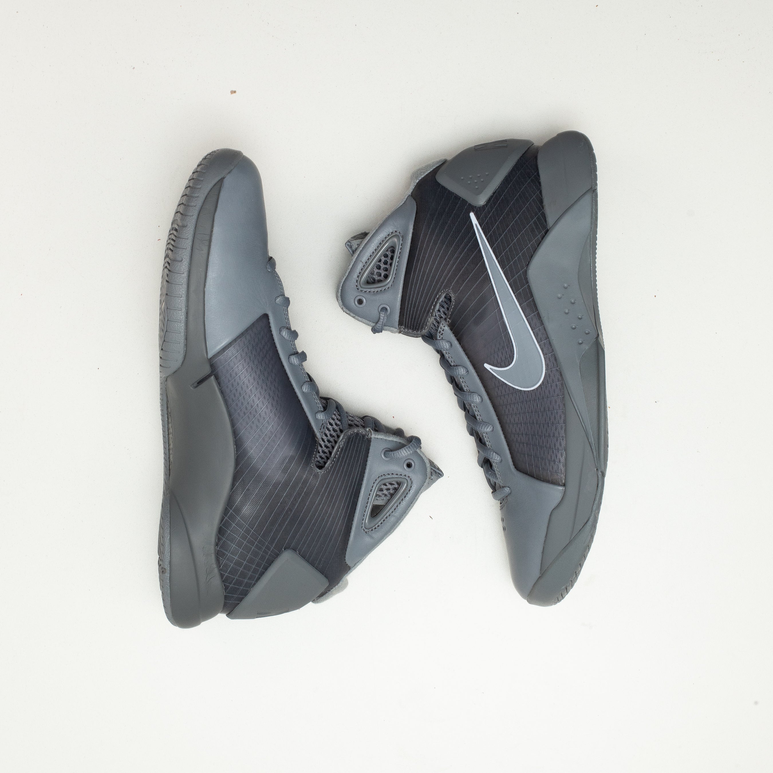 NIKE HYPERDUNK '08 FADE TO BLACK [FLAWED - SIZE 10]