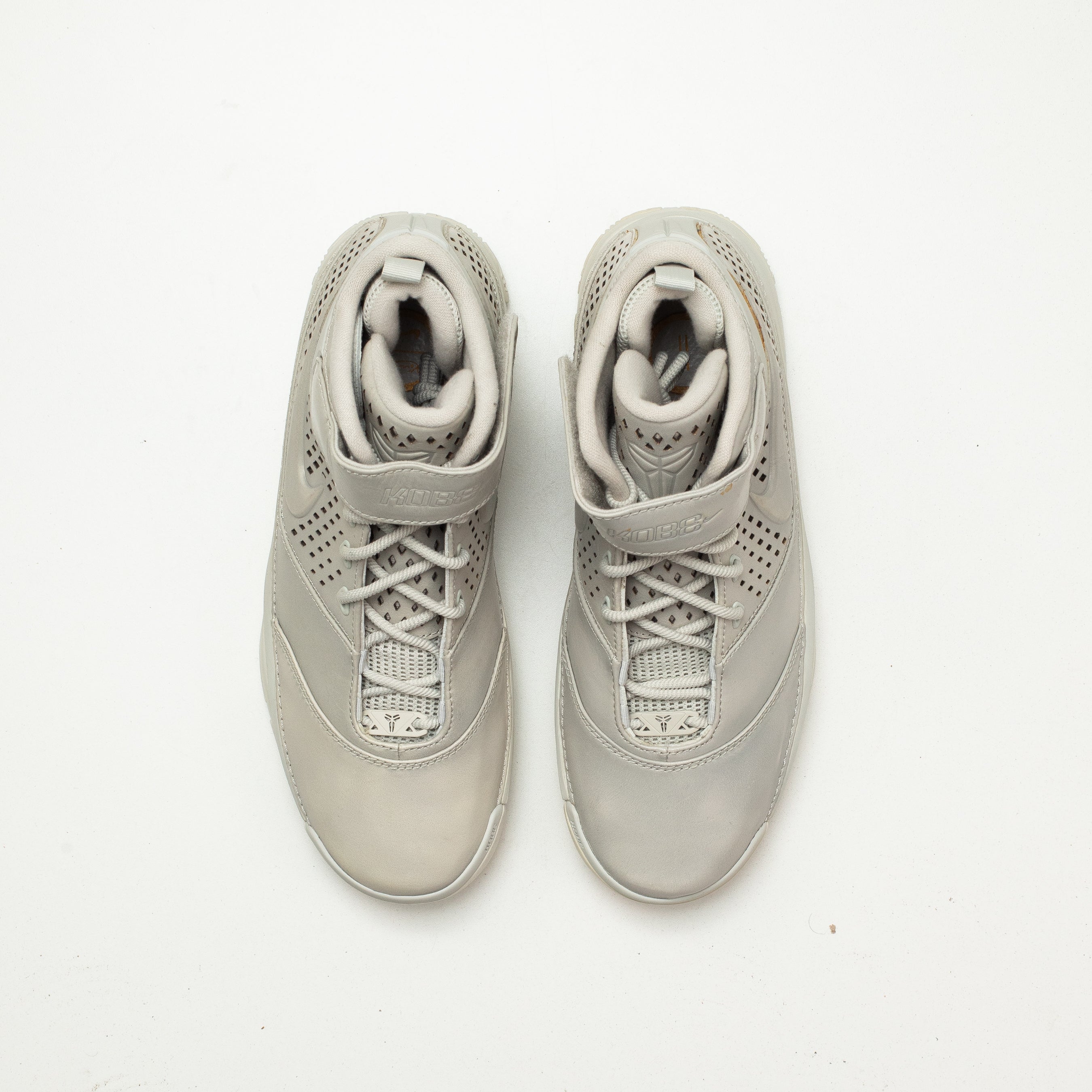 NIKE ZOOM KOBE 2 FADE TO BLACK [FLAWED - SIZE 10]