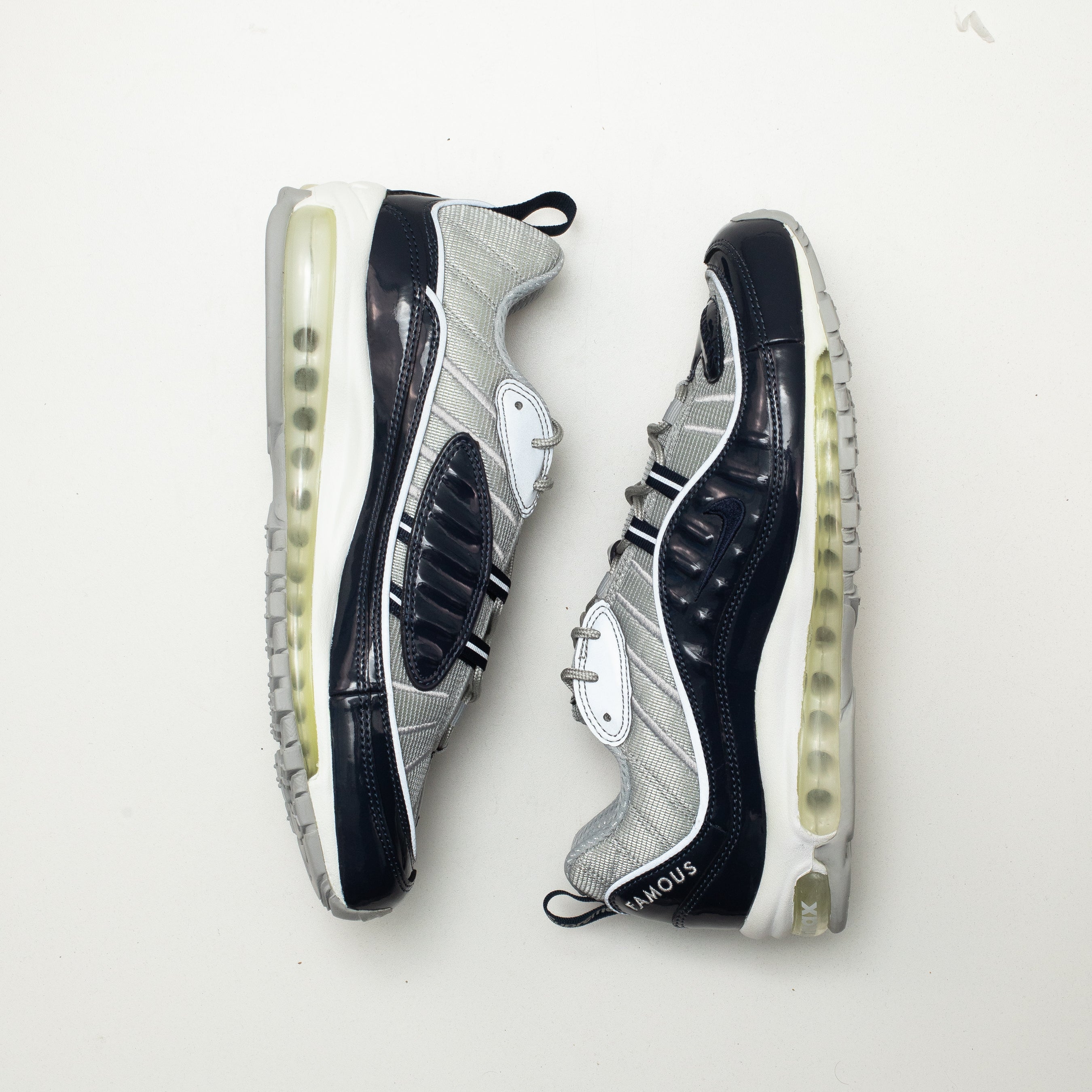 NIKE AIR MAX 98 SUPREME OBSIDIAN [FLAWED - SIZE 10]