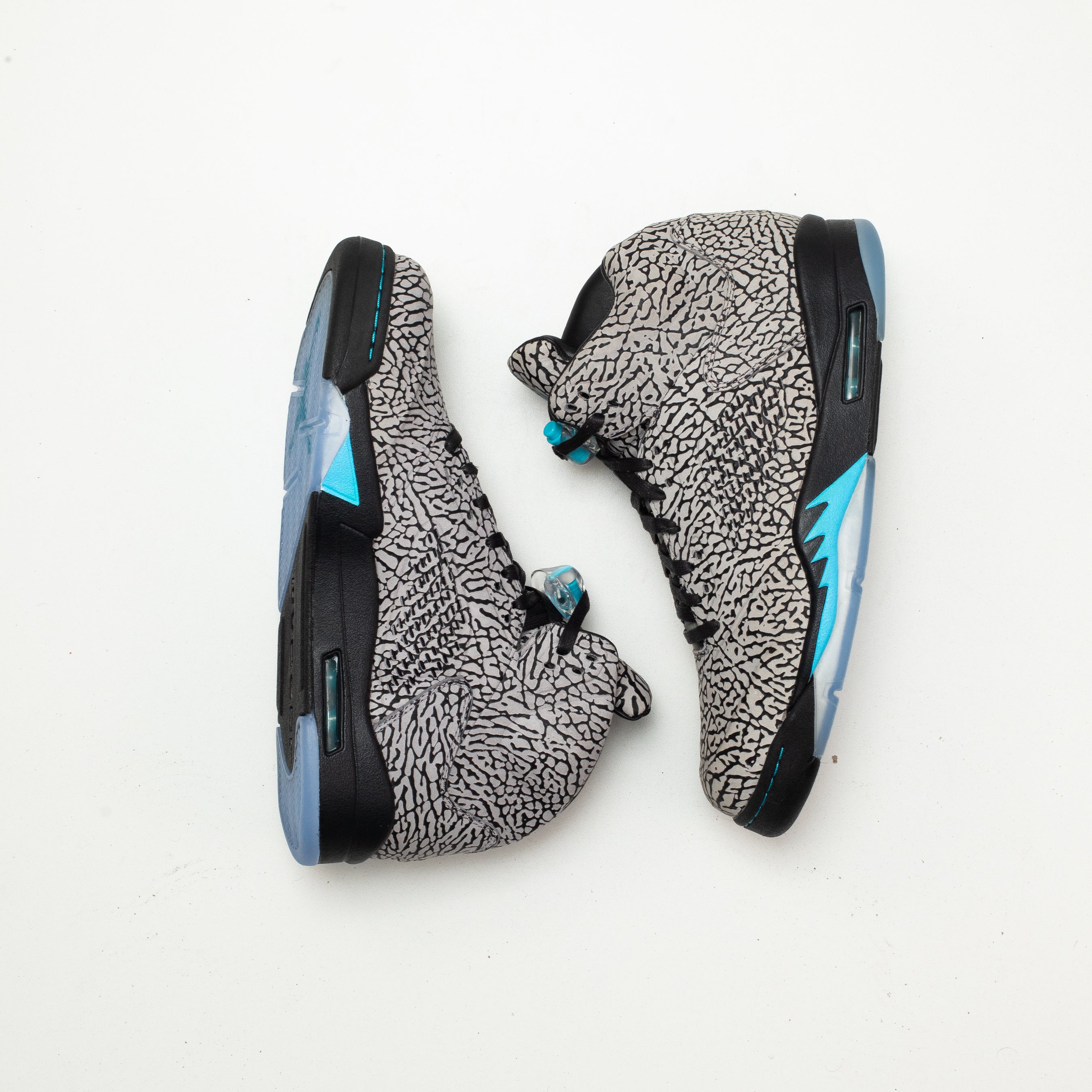 AIR JORDAN 5 3LAB5 [FLAWED - SIZE 10.5]