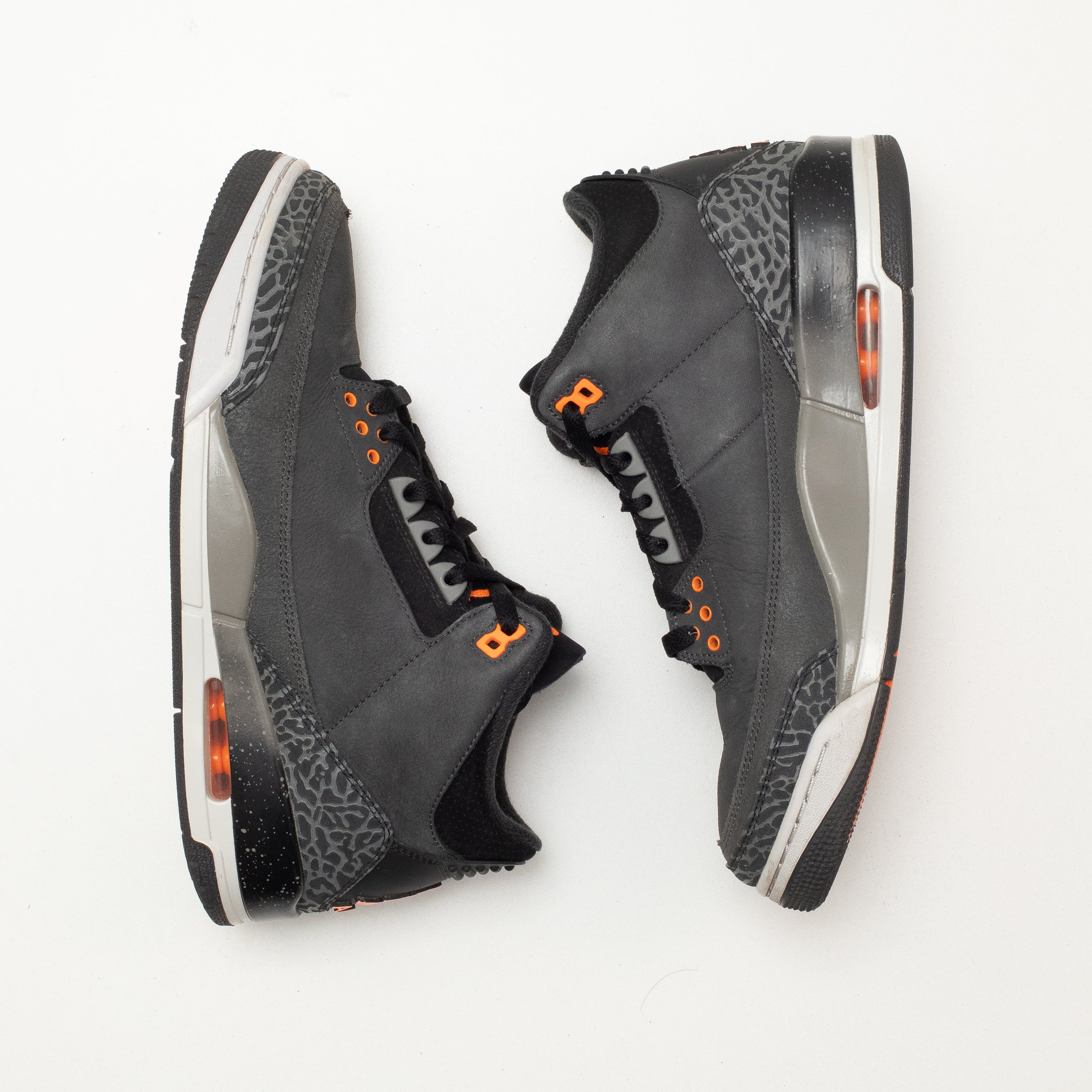 AIR JORDAN 3 FEAR PACK (2023) [USED - SIZE 9.5]