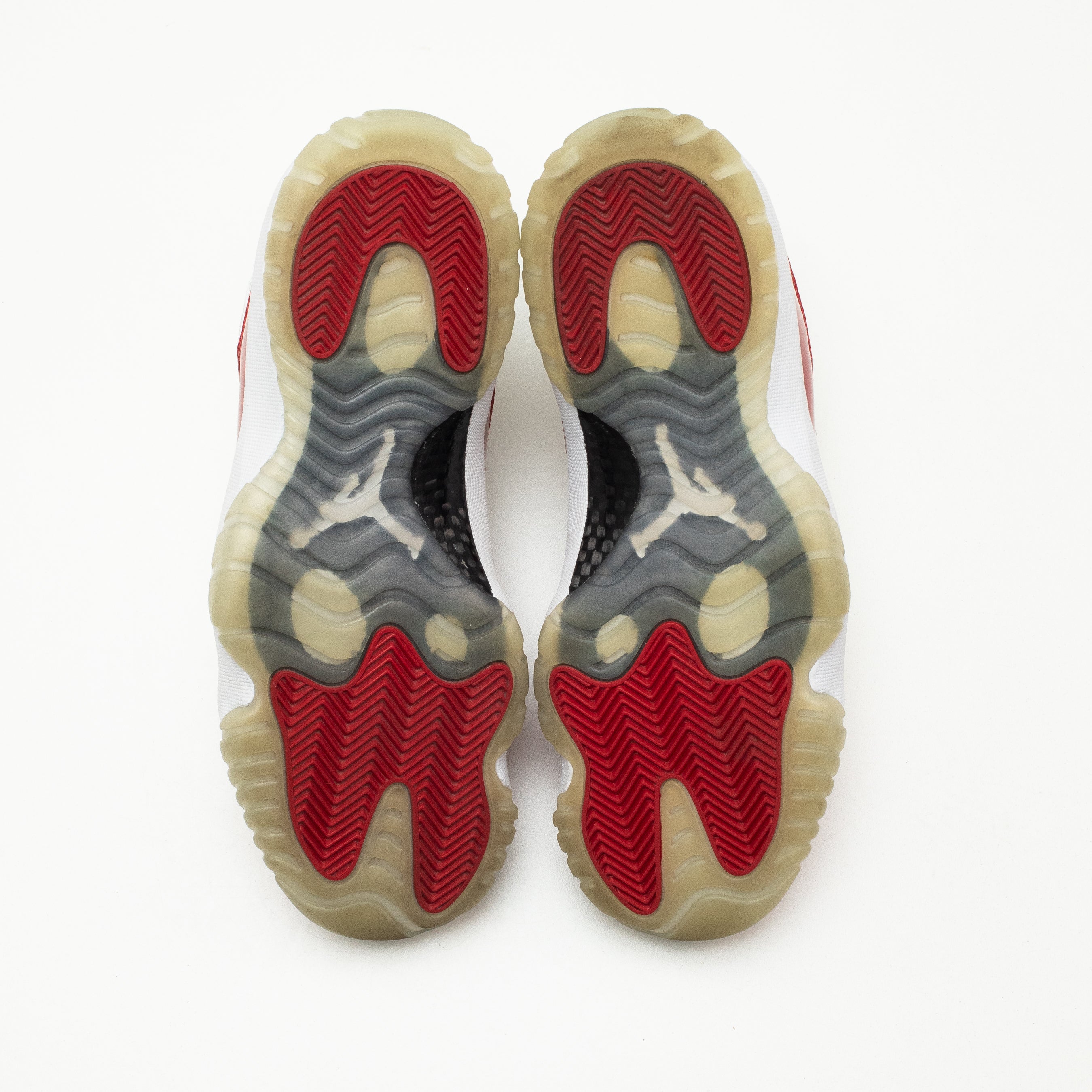 AIR JORDAN 11 LOW CHERRY [USED - SIZE 8]