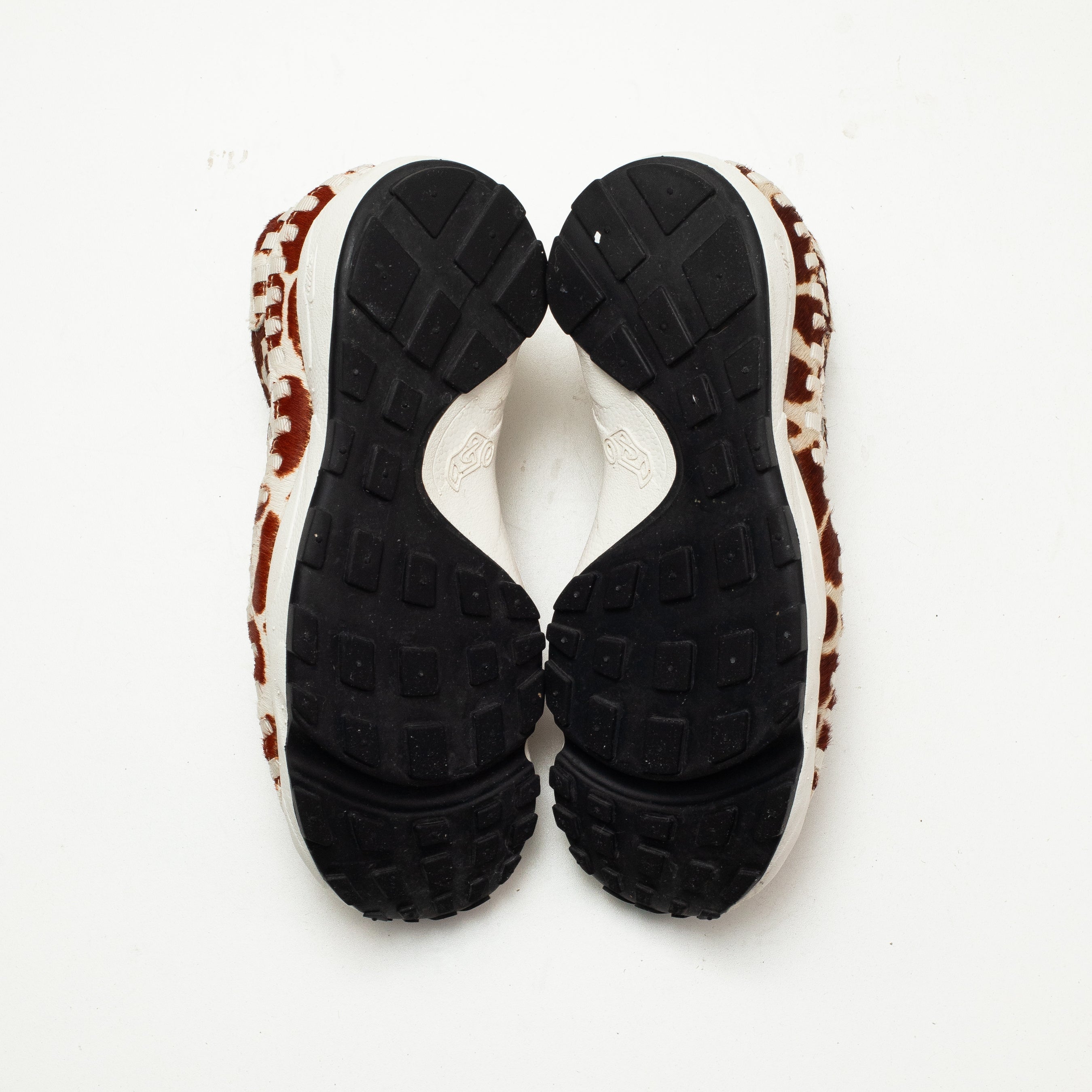 NIKE AIR FOOTSCAPE WOVEN WMNS COW PRINT [USED - 10W/8.5M]
