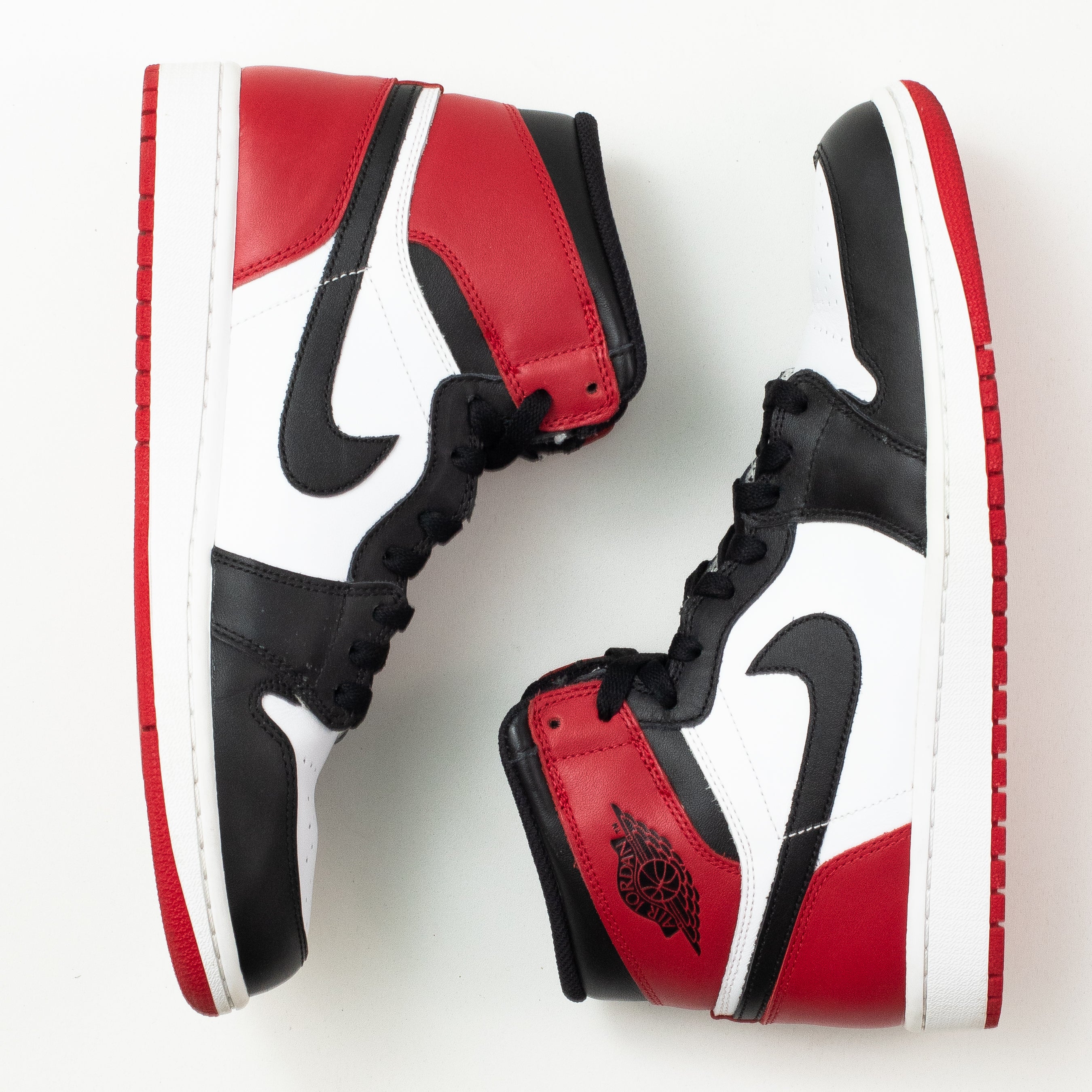 AIR JORDAN 1 HIGH BLACK TOE (2013) [USED - SIZE 10]