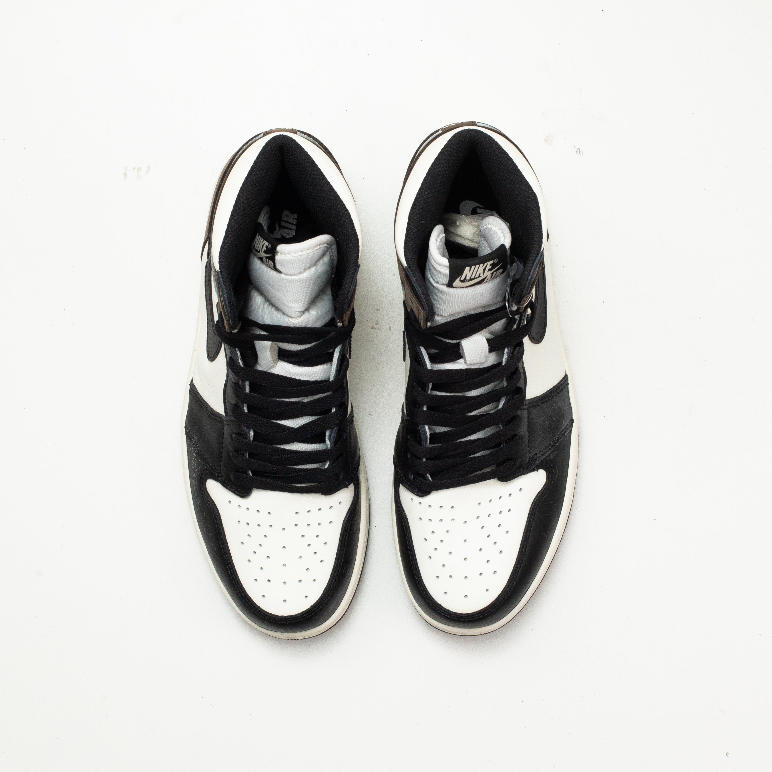 AIR JORDAN 1 HIGH MOCHA [USED - SIZE 9.5]