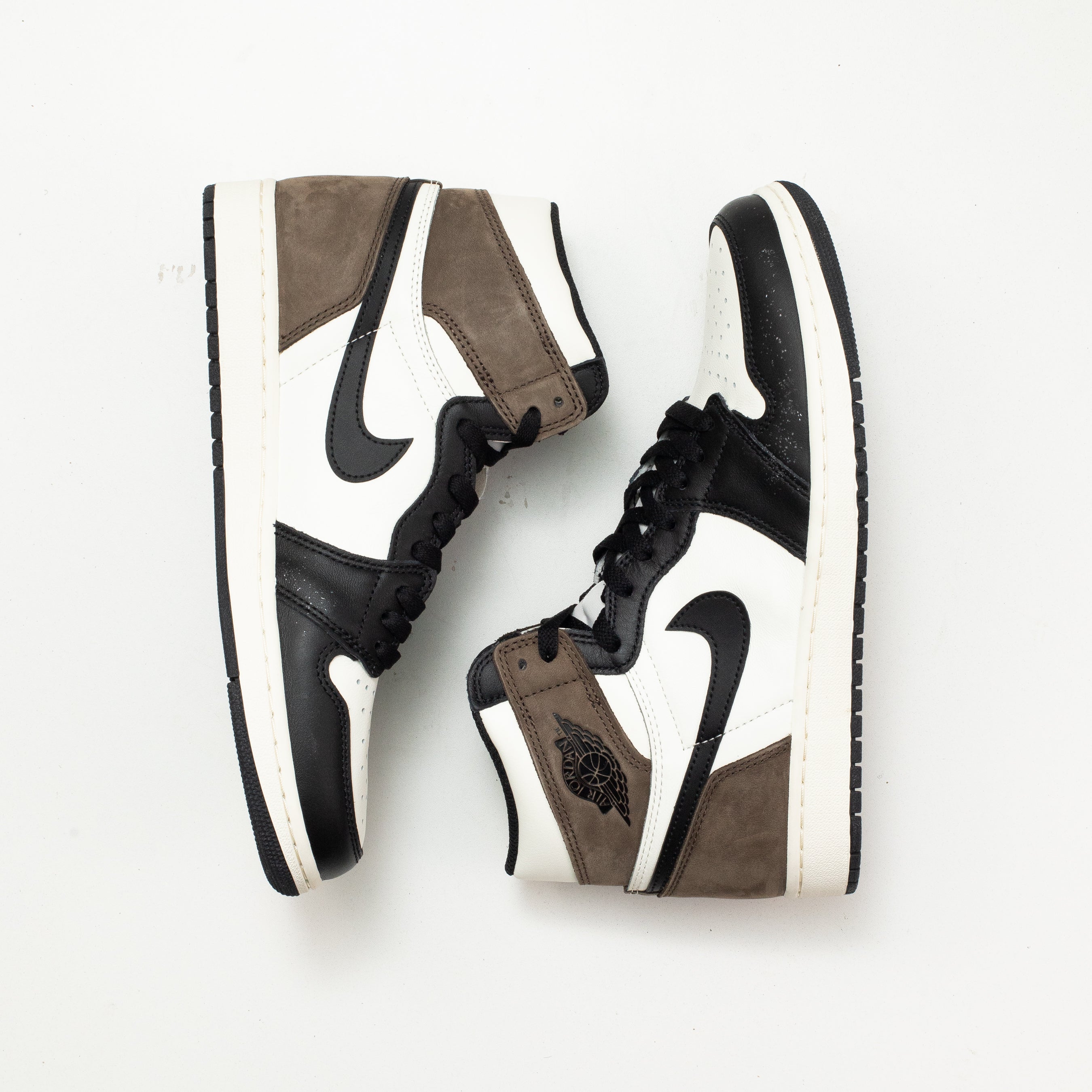AIR JORDAN 1 HIGH MOCHA [USED - SIZE 9.5]