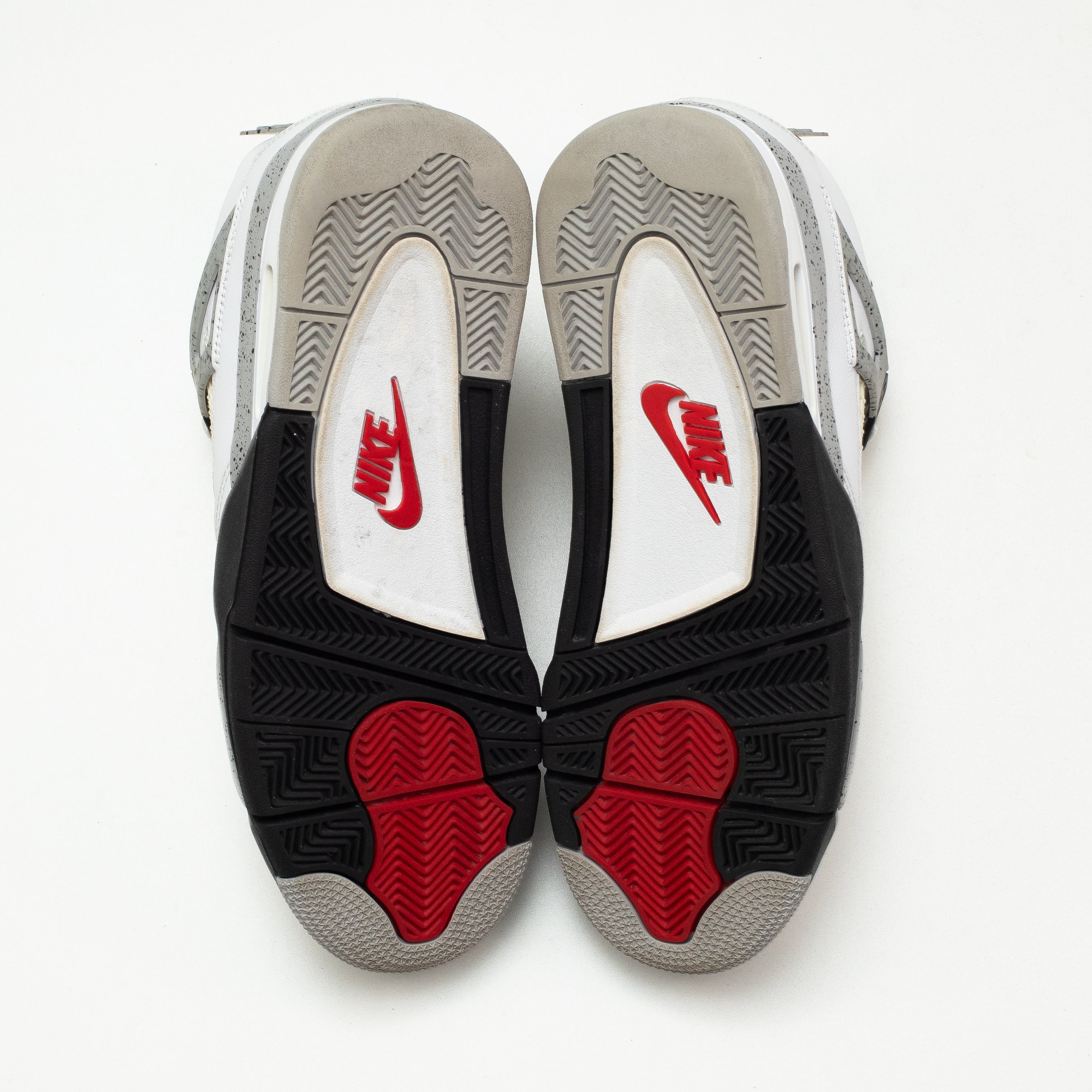 AIR JORDAN 4 WHITE CEMENT (2016) [USED - SIZE 10]