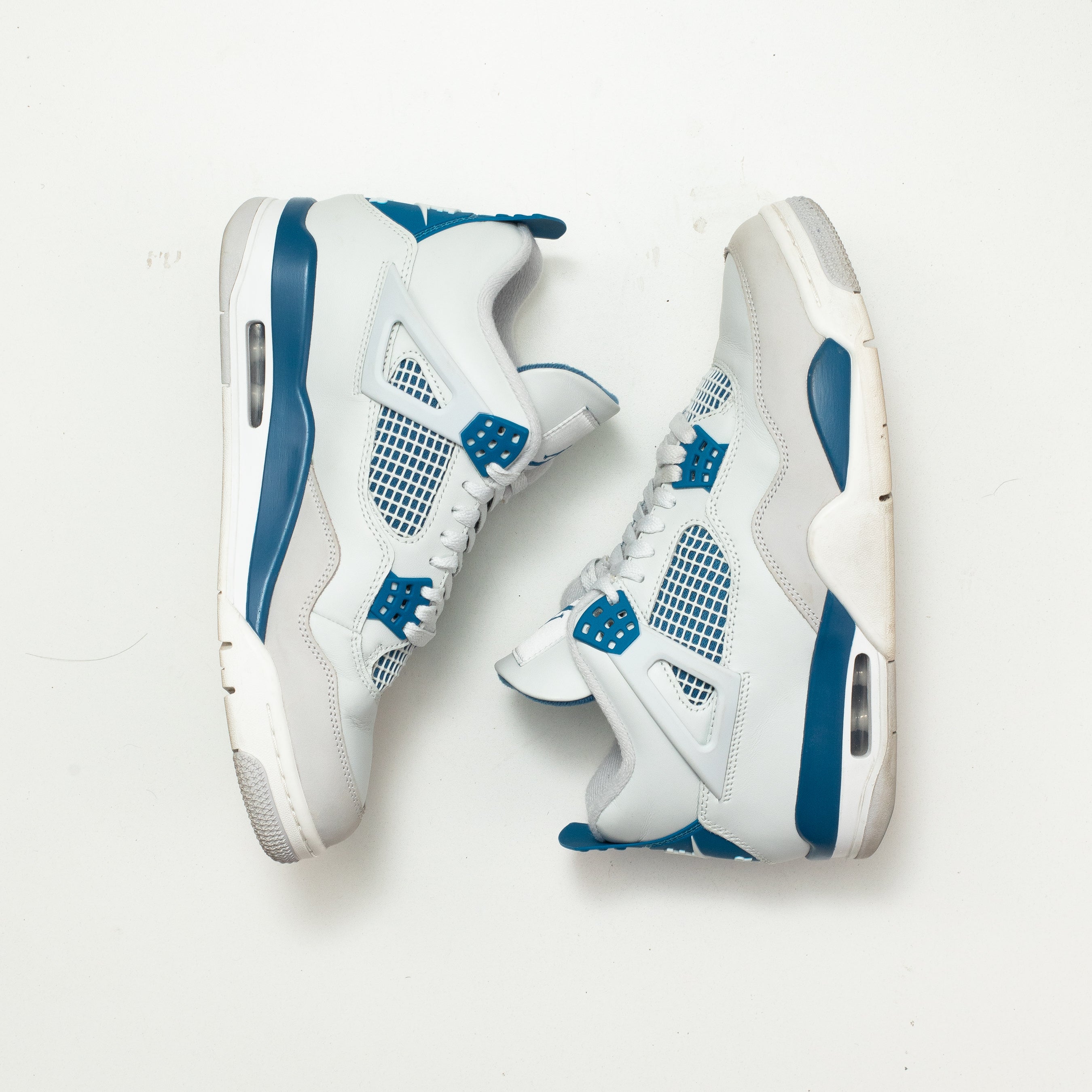 AIR JORDAN 4 MILITARY BLUE [USED - SIZE 9.5]