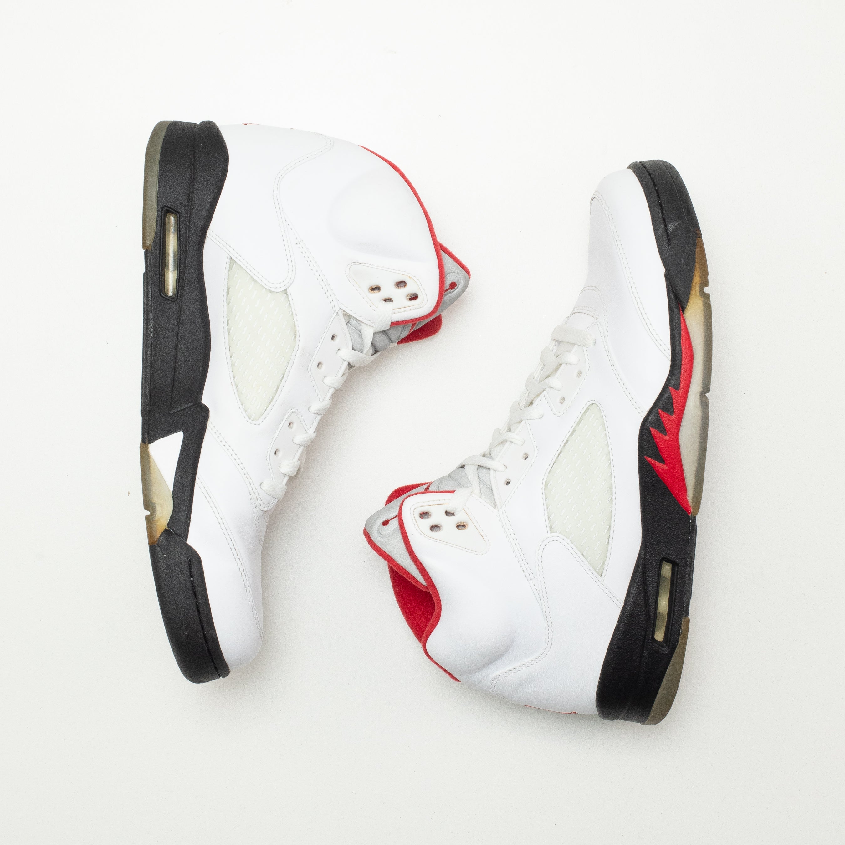 AIR JORDAN 5 FIRE RED (2013) [USED - SIZE 11]