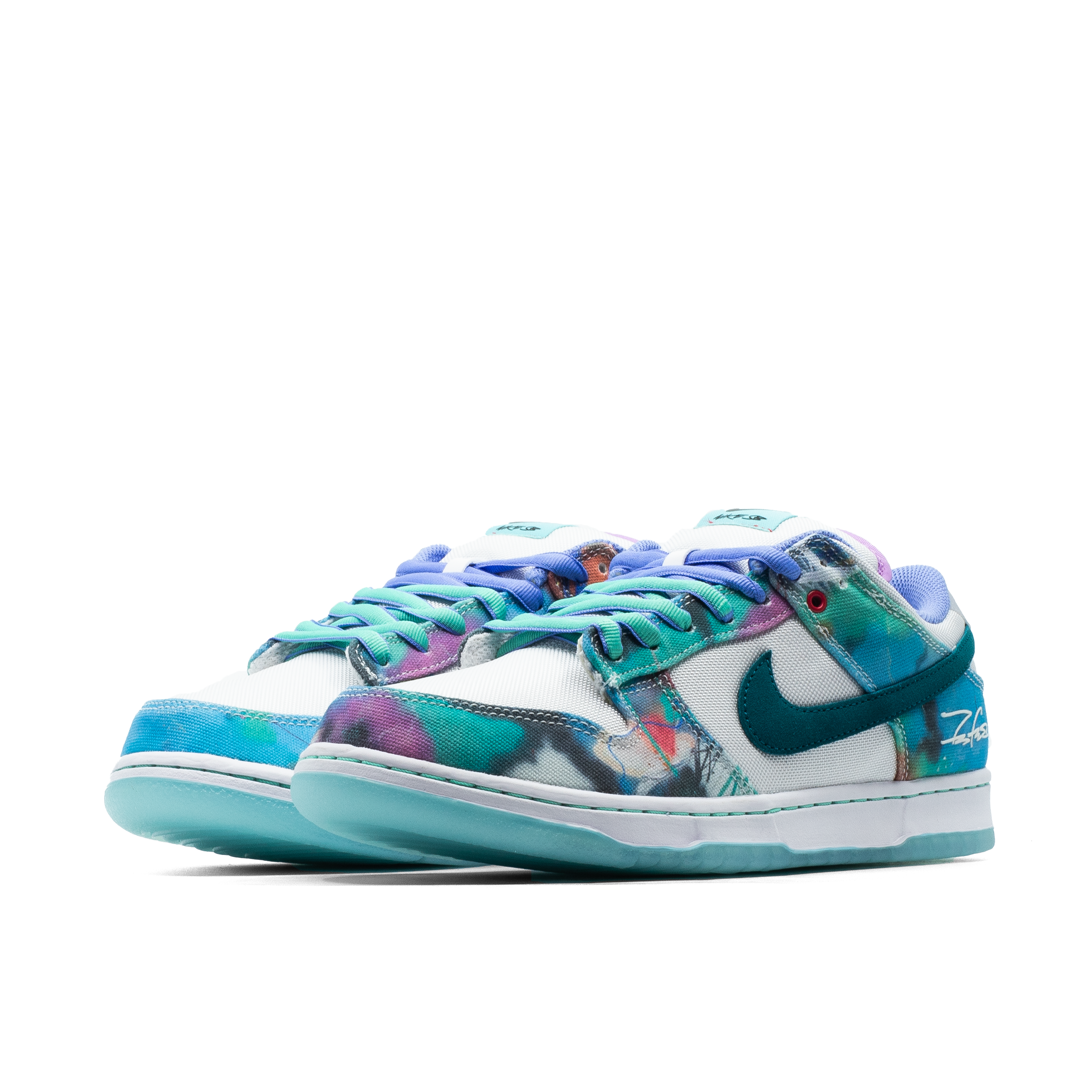 NIKE SB DUNK LOW FUTURA LABORATORIES BLEACHED AQUA