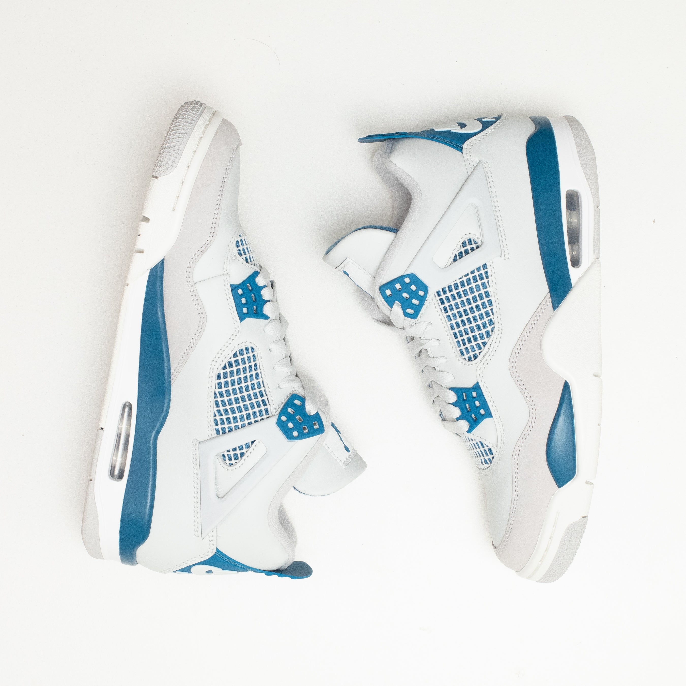 AIR JORDAN 4 MILITARY BLUE [USED - SIZE 8]