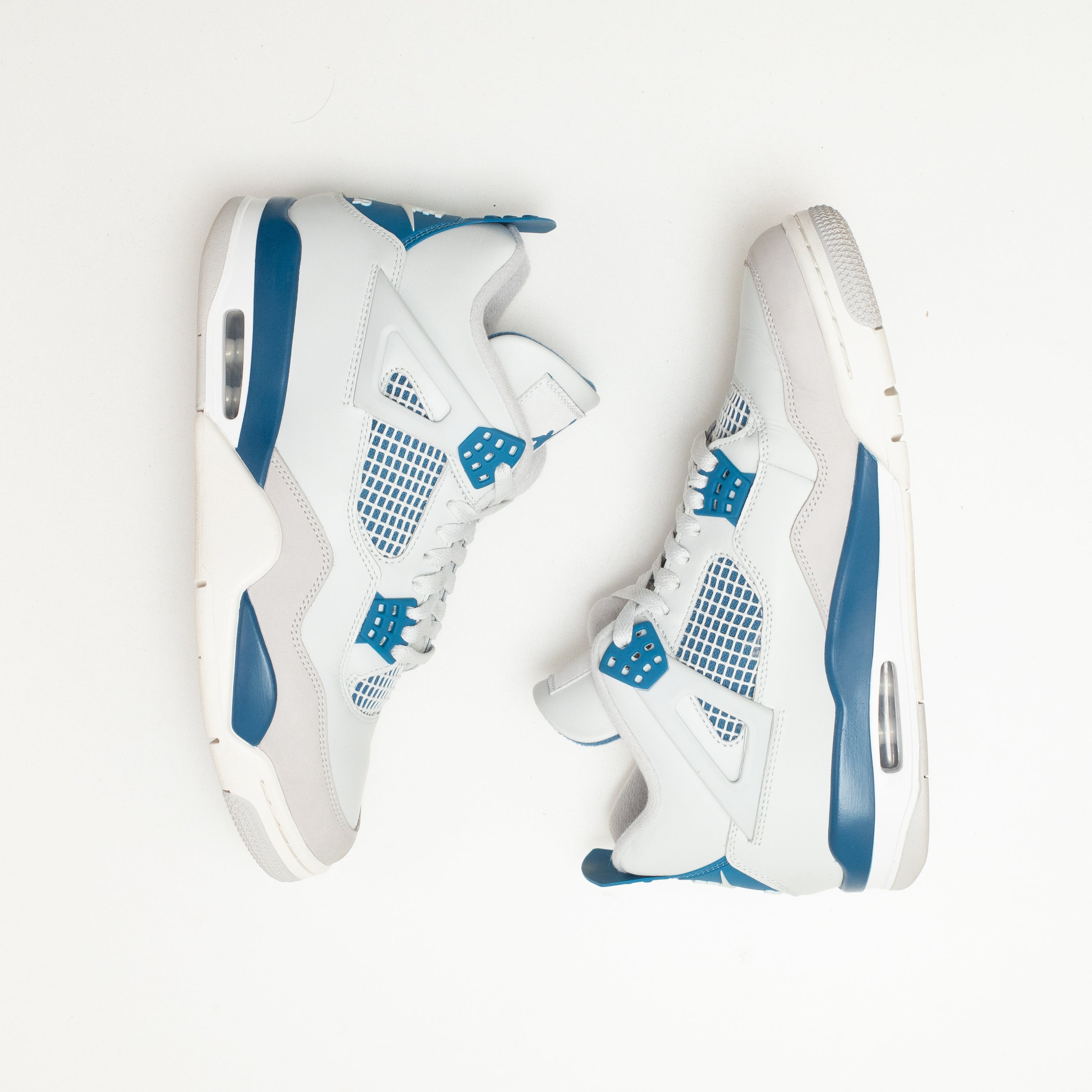 AIR JORDAN 4 MILITARY BLUE [USED - SIZE 9.5]
