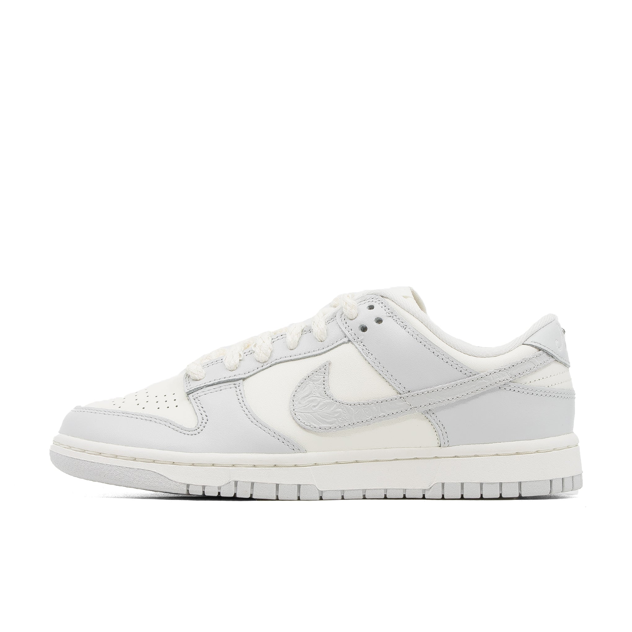 NIKE DUNK LOW MUJER COSTURA