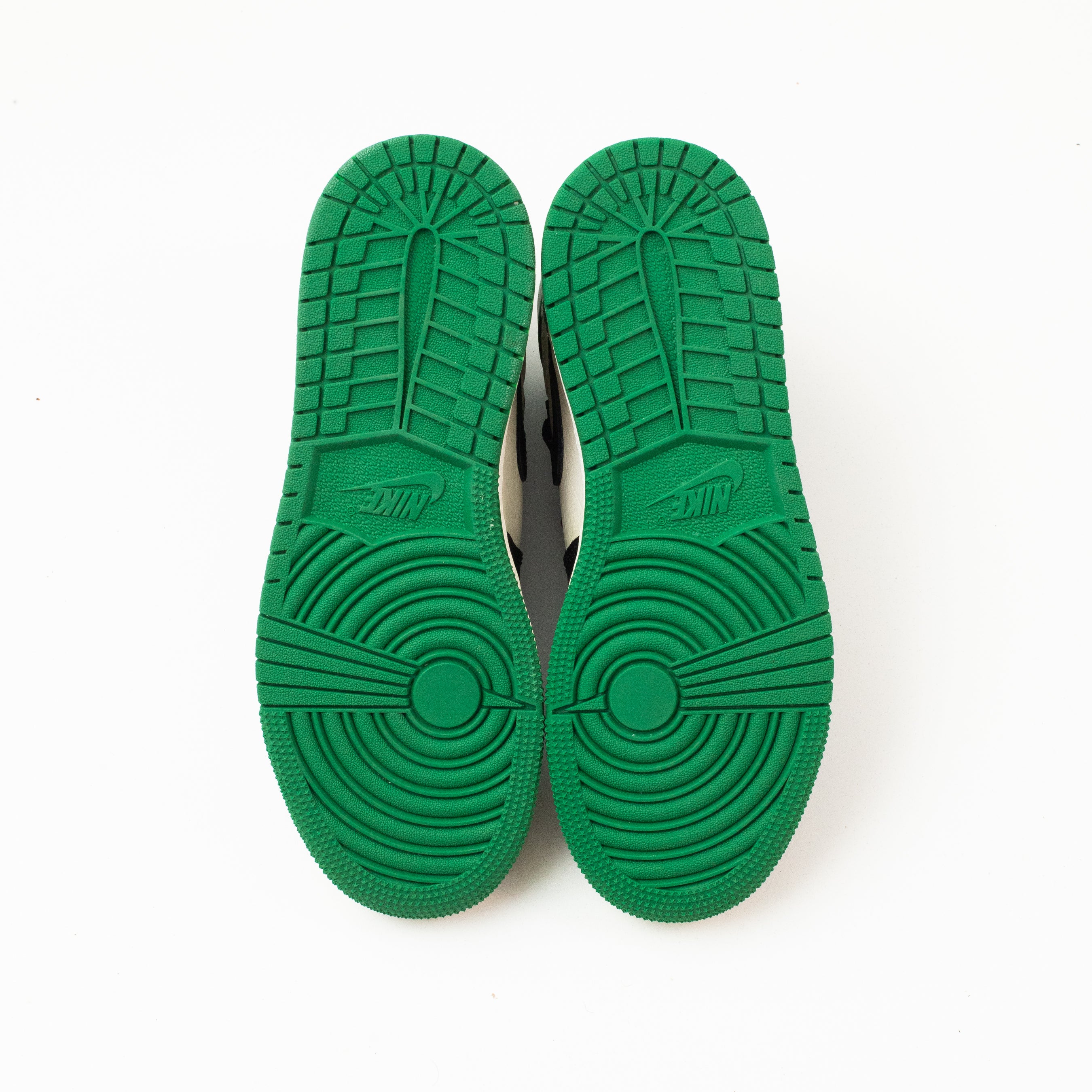 AIR JORDAN 1 HIGH GS PINE GREEN [FLAWED - SIZE 5Y]