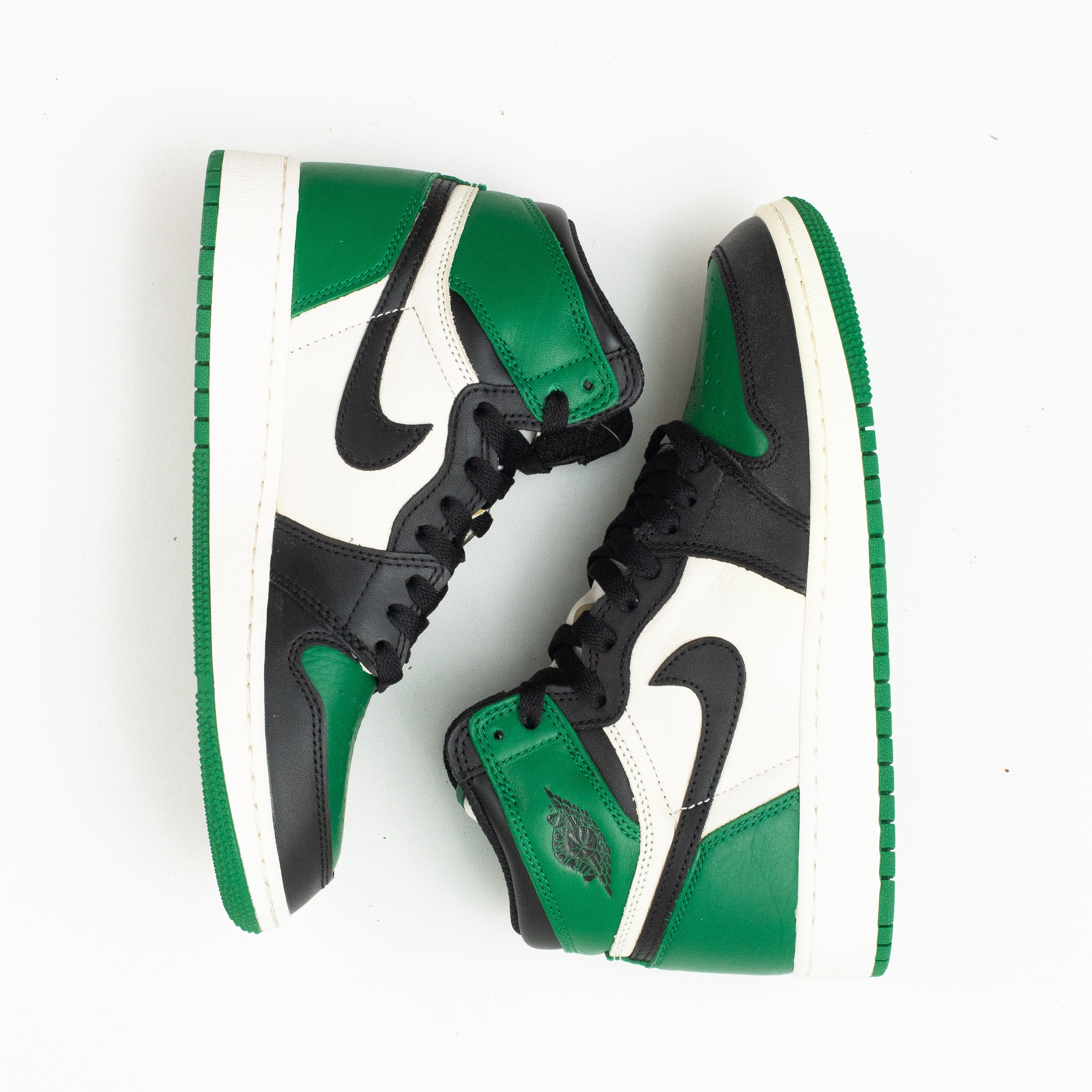 AIR JORDAN 1 HIGH GS PINE GREEN [FLAWED - SIZE 5Y]