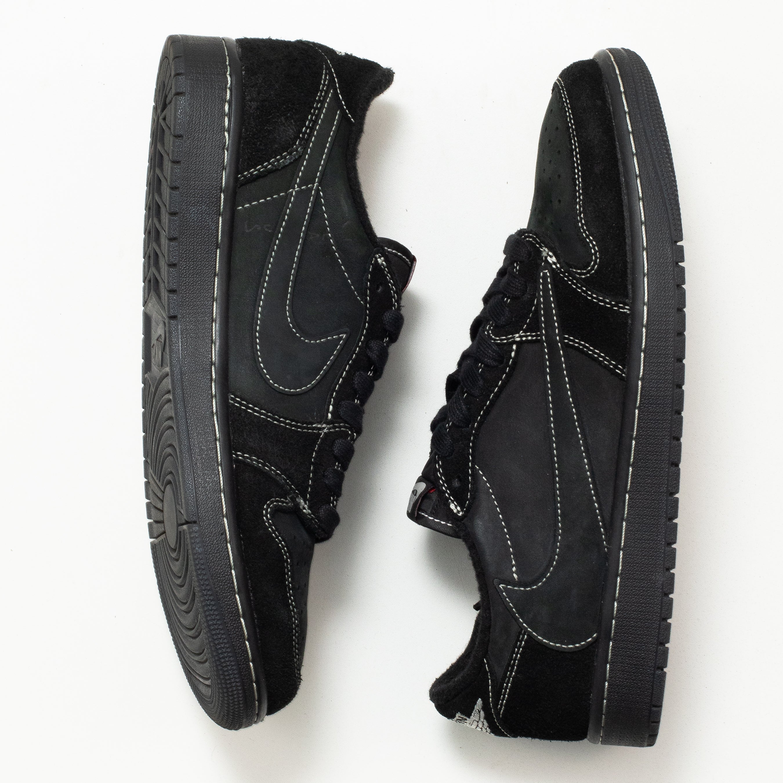 AIR JORDAN 1 LOW TRAVIS SCOTT BLACK PHANTOM [USED - SIZE 10]