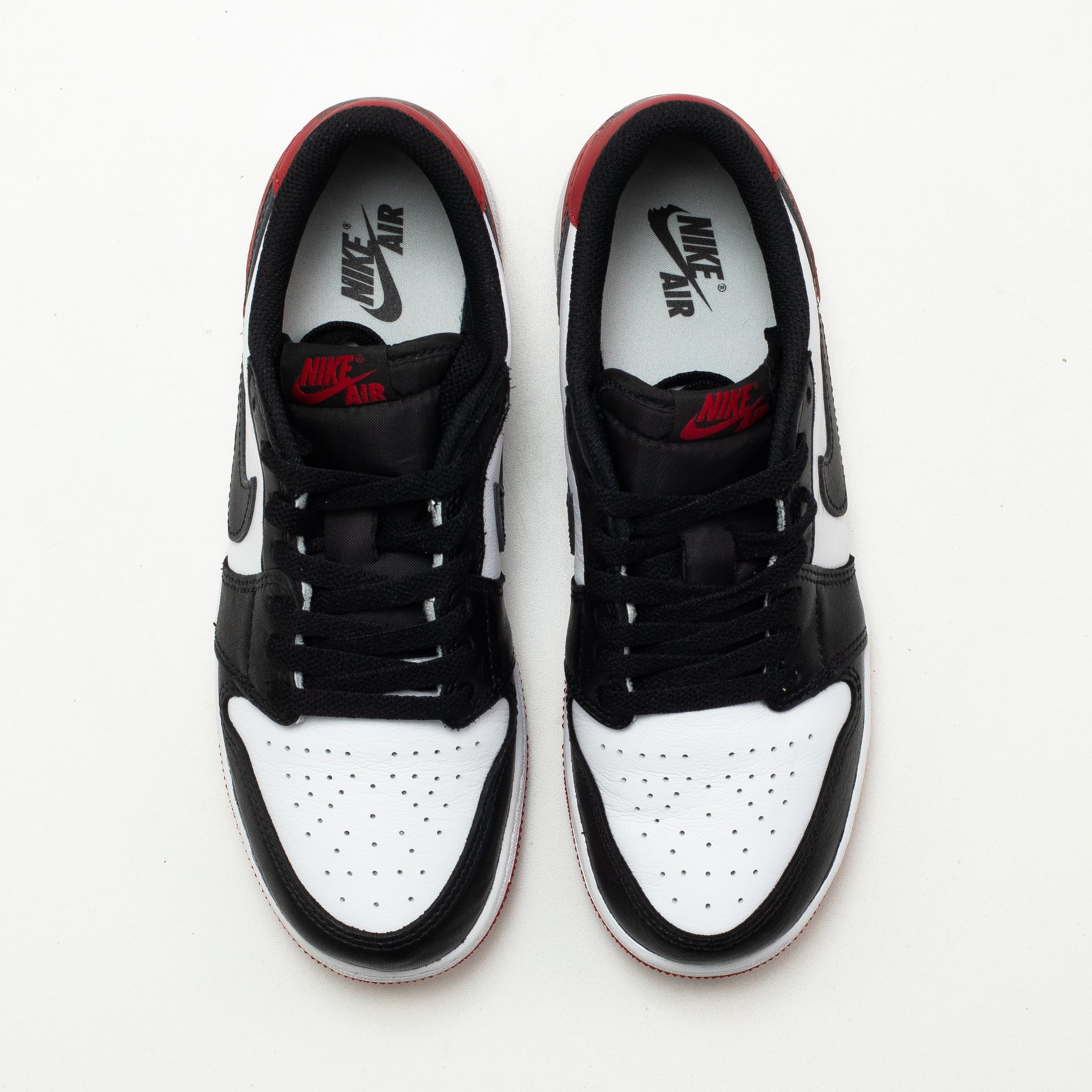 AIR JORDAN 1 LOW GS BLACK TOE [USED - SIZE 6Y]