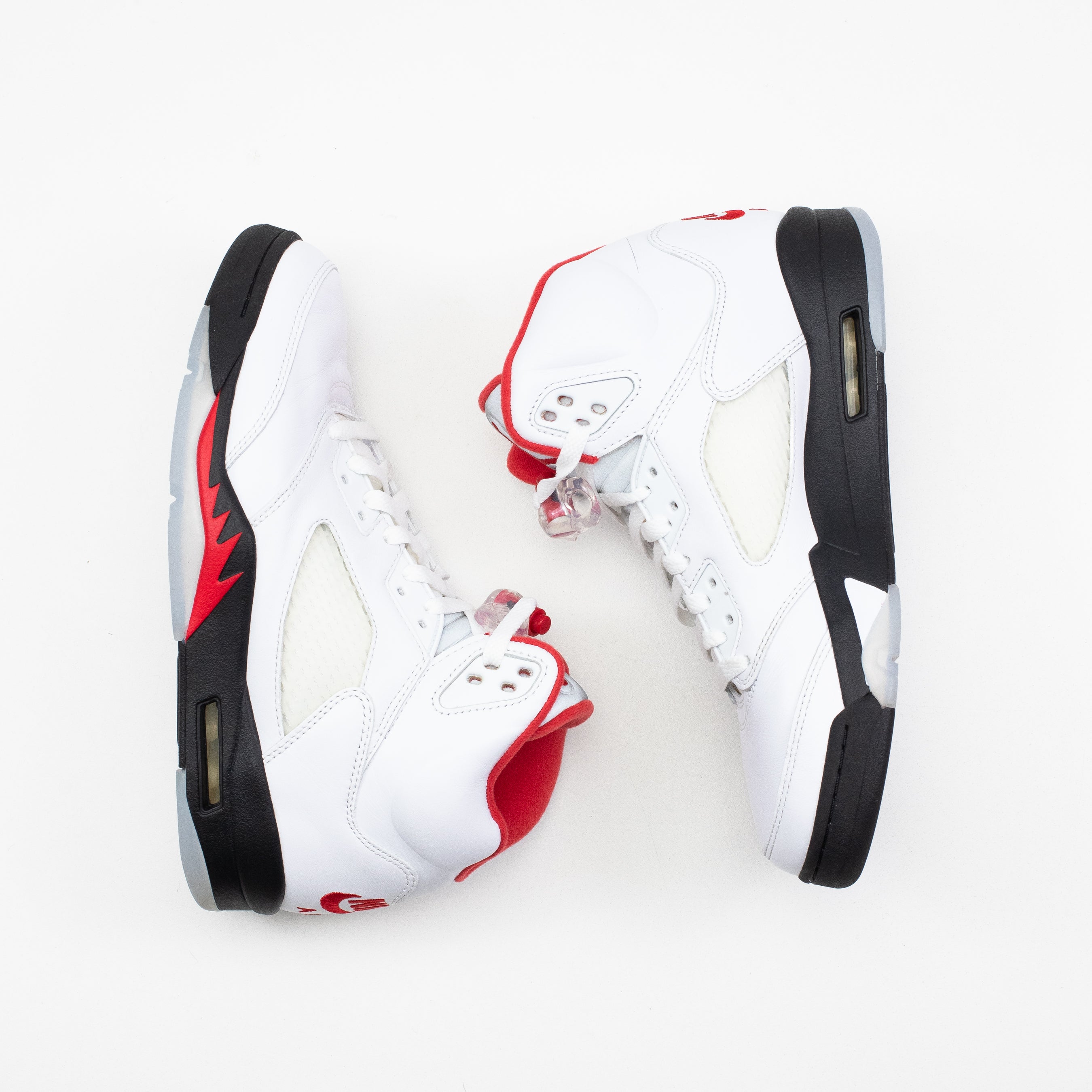 AIR JORDAN 5 FIRE RED [USED - SIZE 8.5]