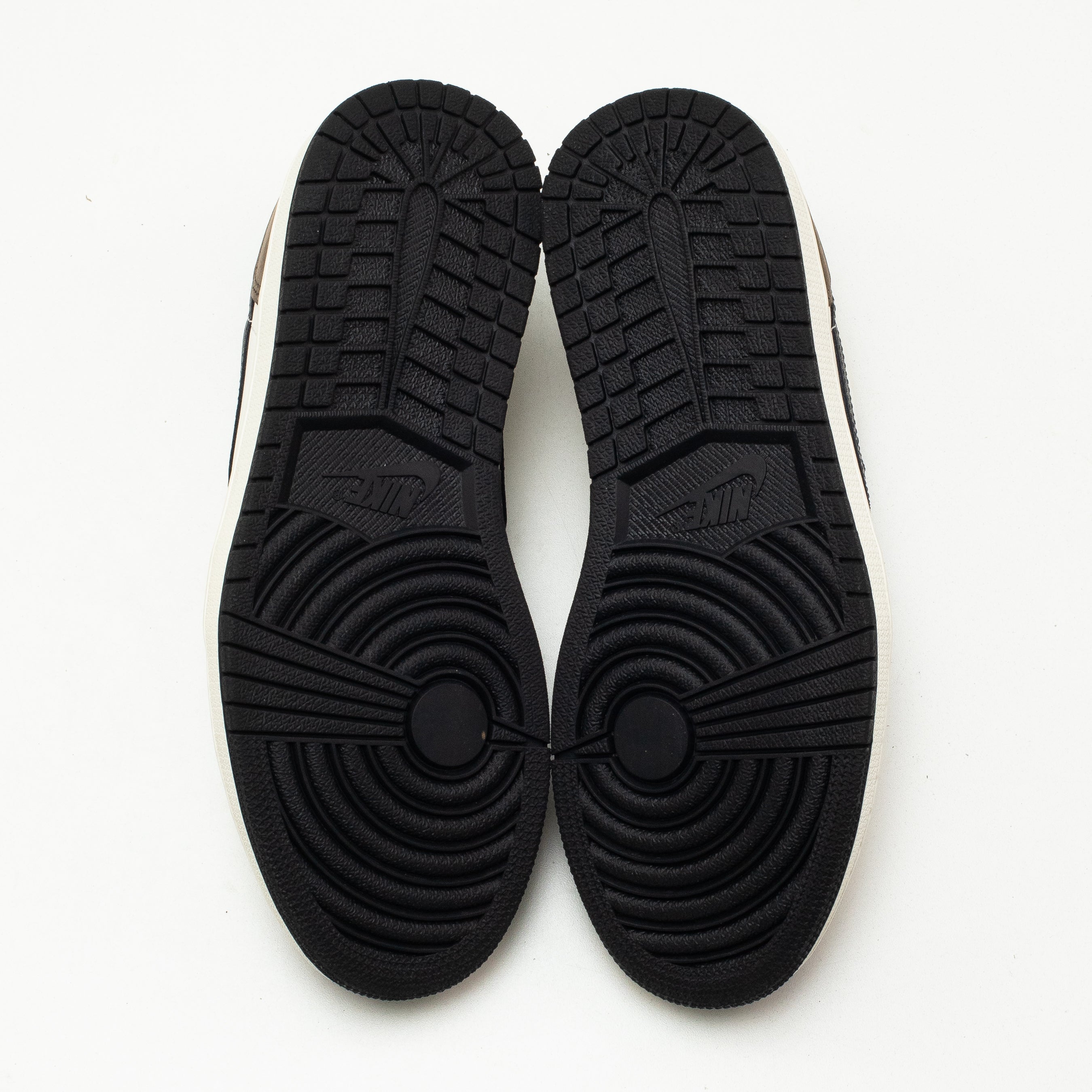 AIR JORDAN LOW MOCHA [USED - SIZE 8]