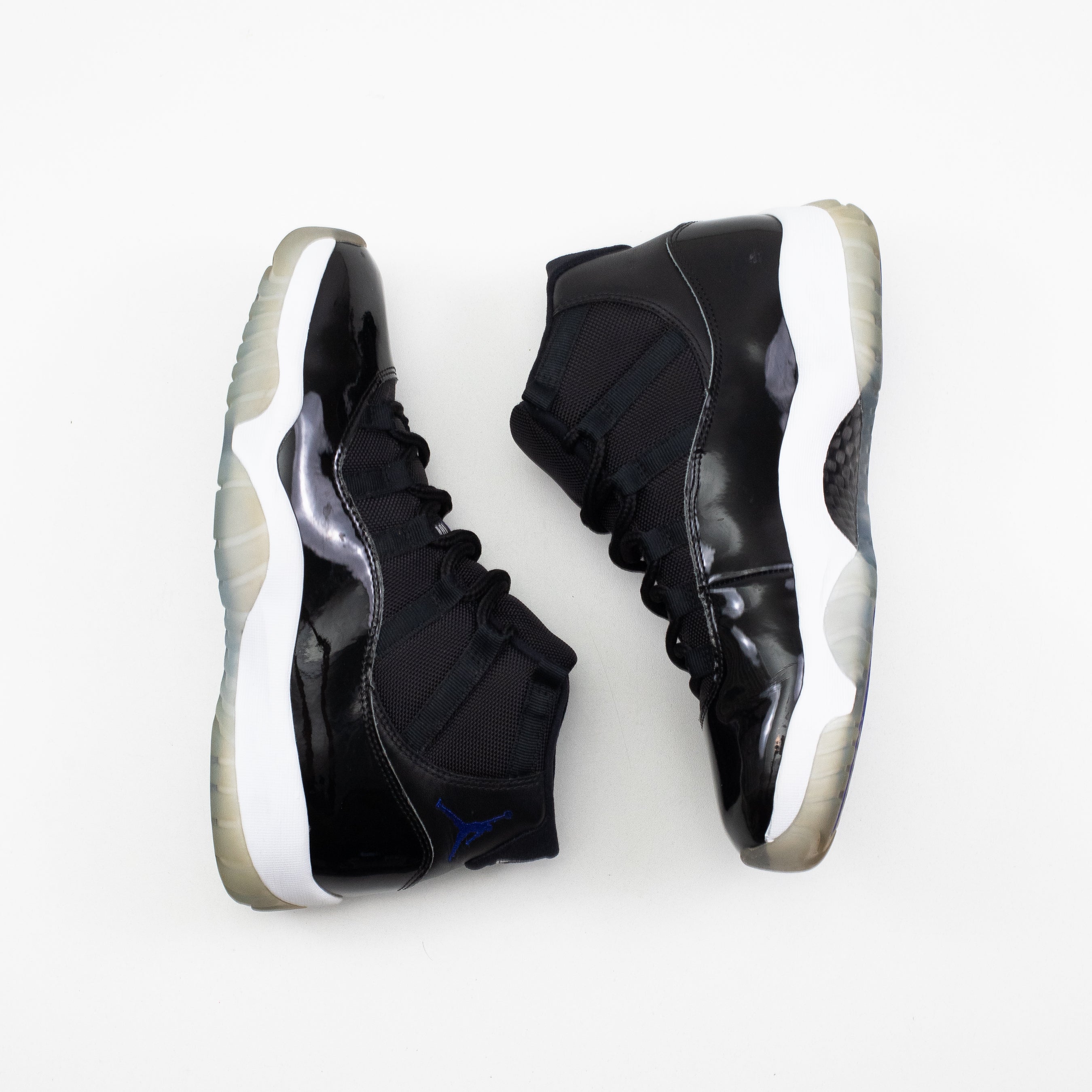 AIR JORDAN 11 SPACE JAM [USED - SIZE 8.5]
