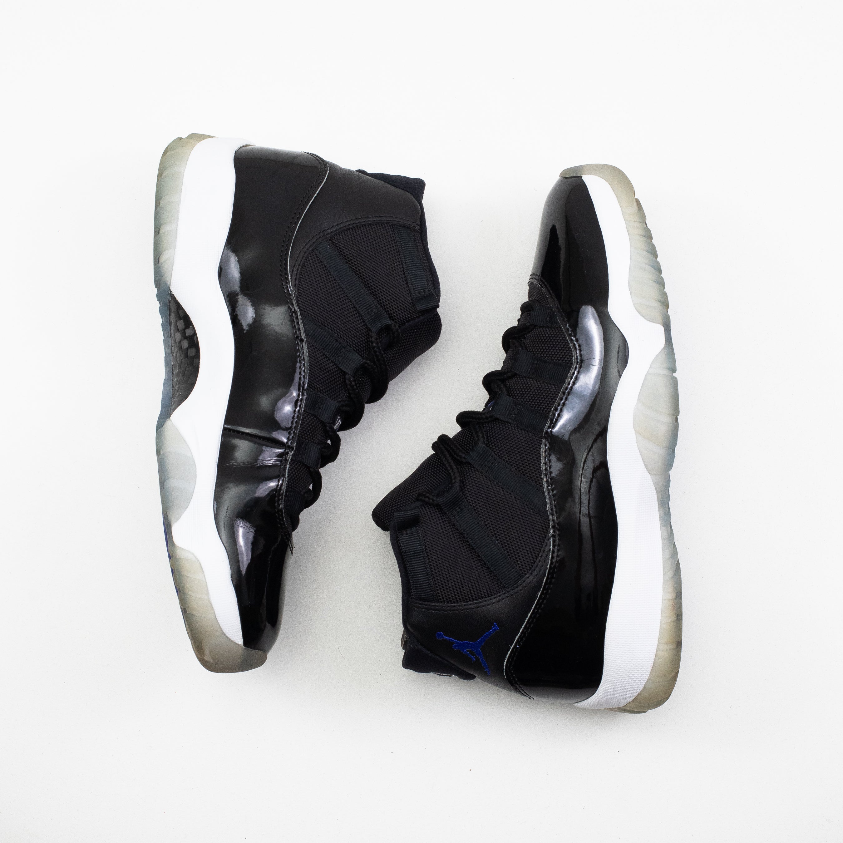 AIR JORDAN 11 SPACE JAM [USED - SIZE 8.5]