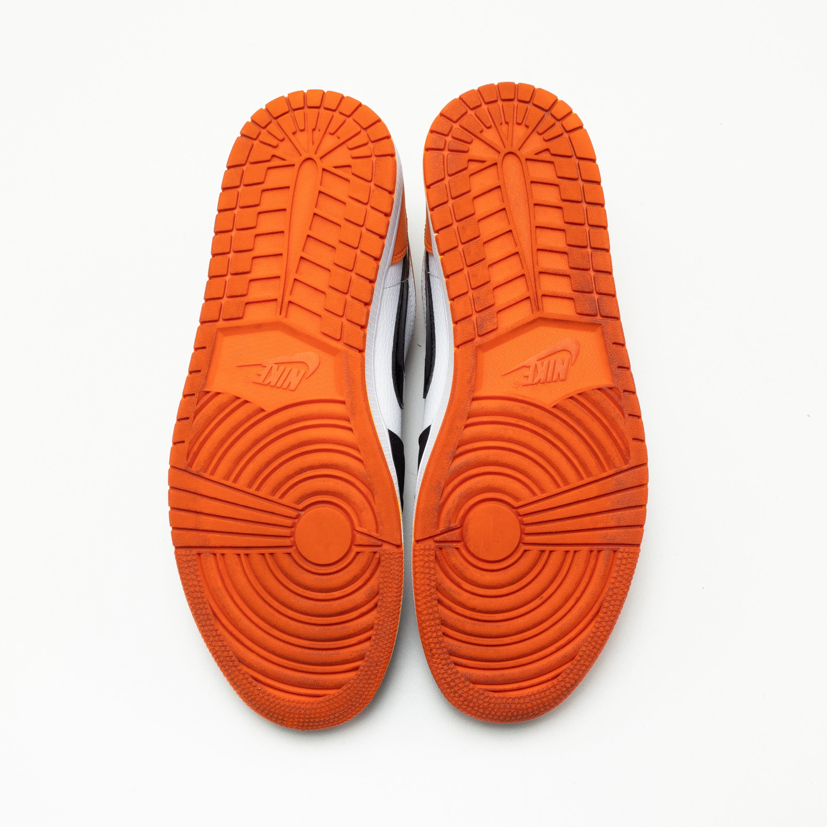 AIR JORDAN 1 LOW SHATTERED BACKBOARD [USED - SIZE 12]