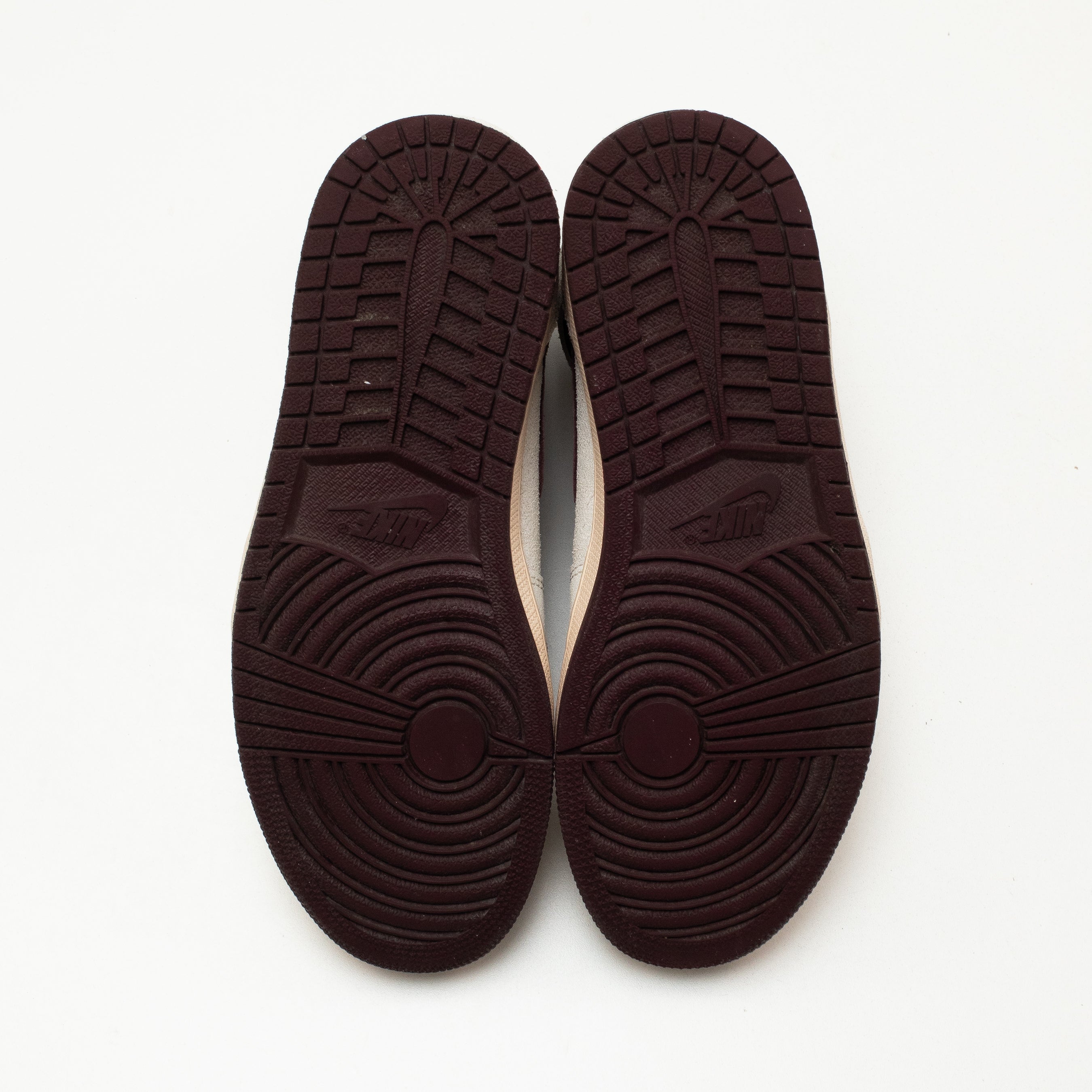 AIR JORDAN 1 HIGH A MA MANIERE [USED - SIZE 9]