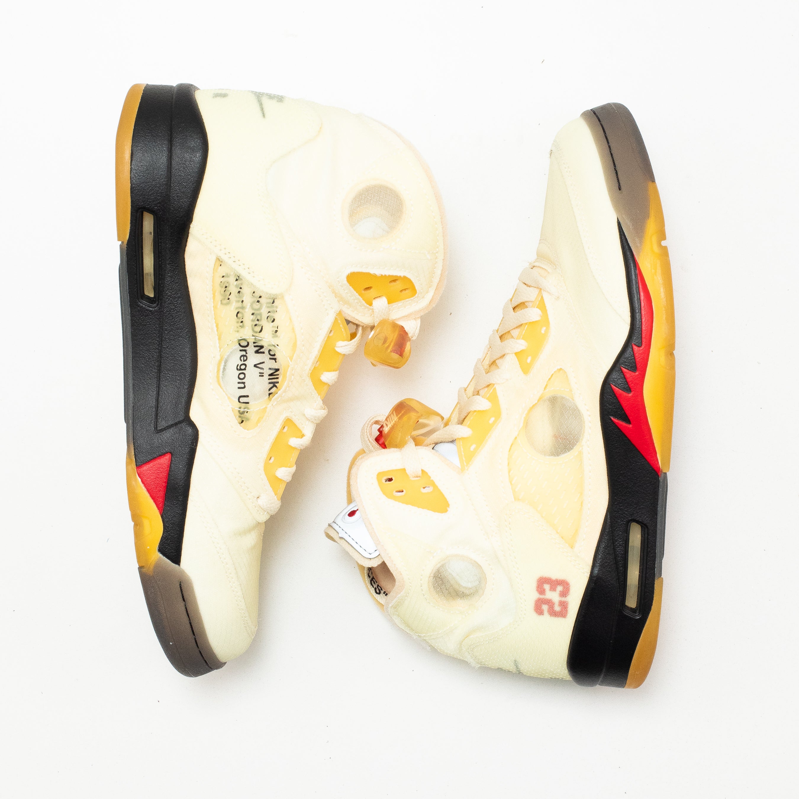 AIR JORDAN 5 OFF WHITE SAIL [USED - SIZE 10.5]