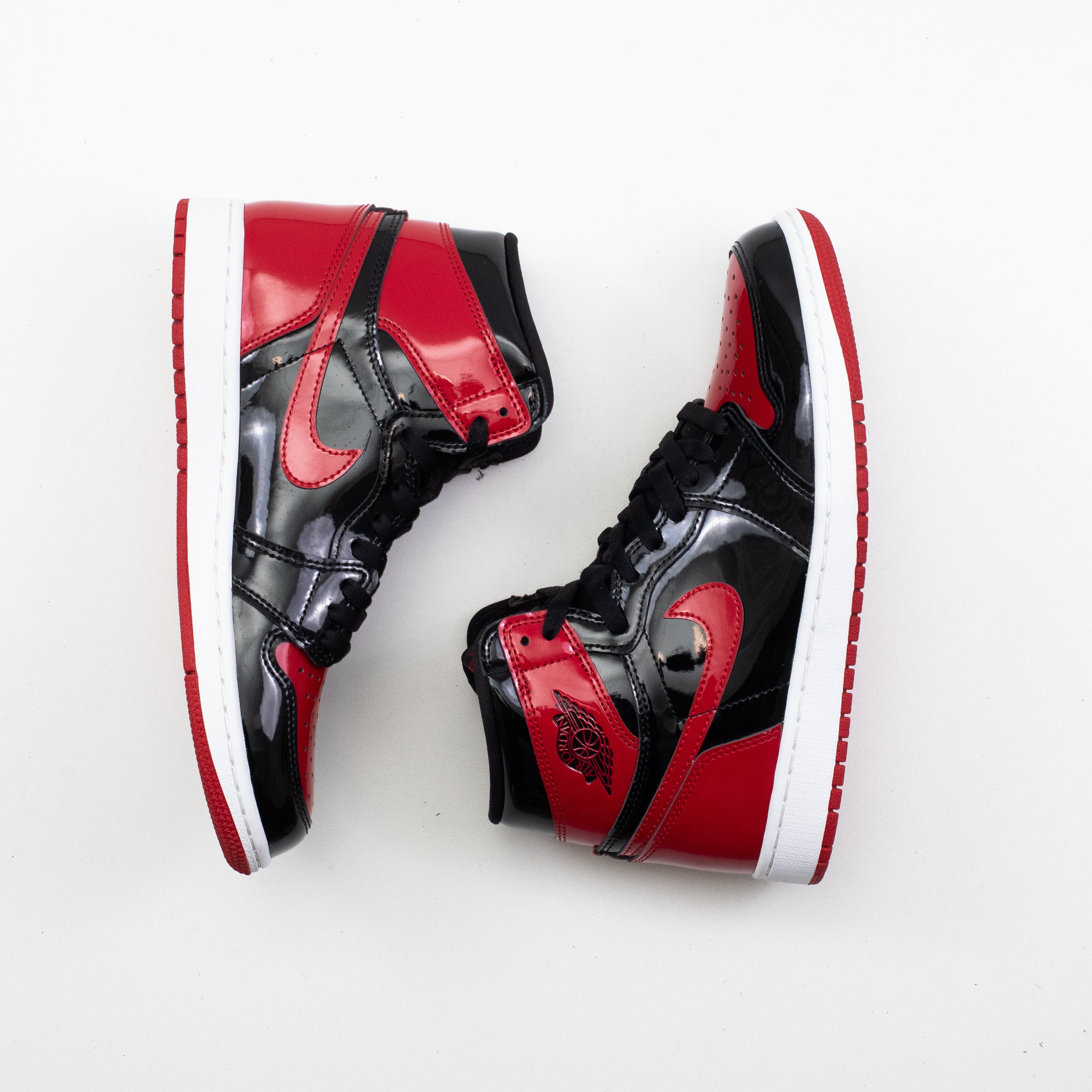 AIR JORDAN 1 HIGH PATENT BRED [USED - SIZE 8]