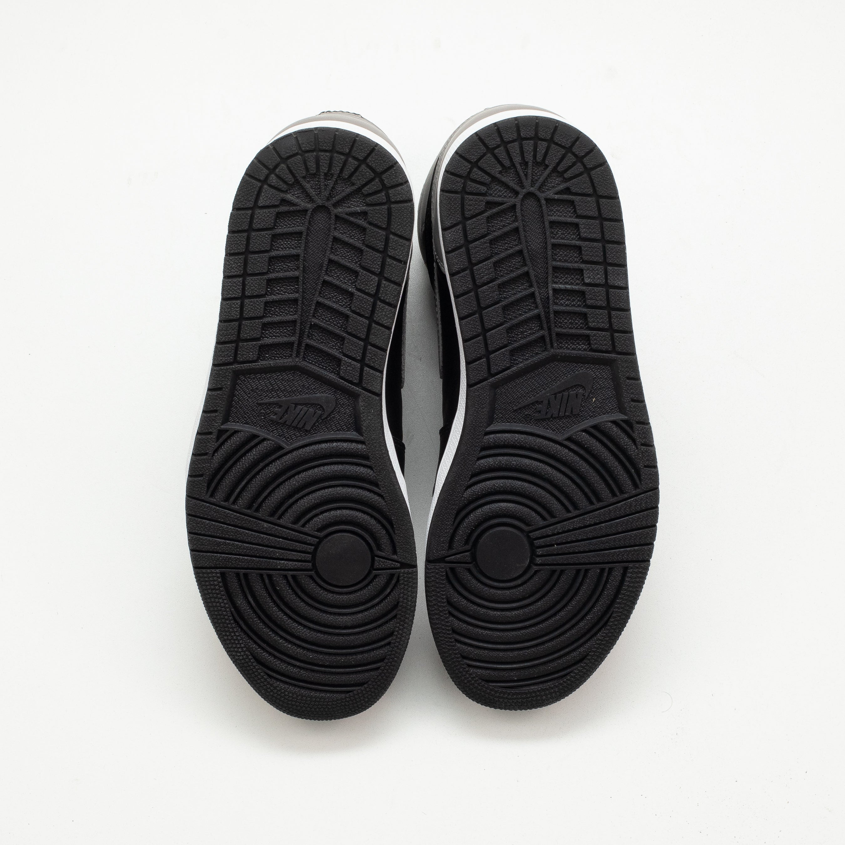 AIR JORDAN 1 HIGH SHADOW [USED - SIZE 9.5]