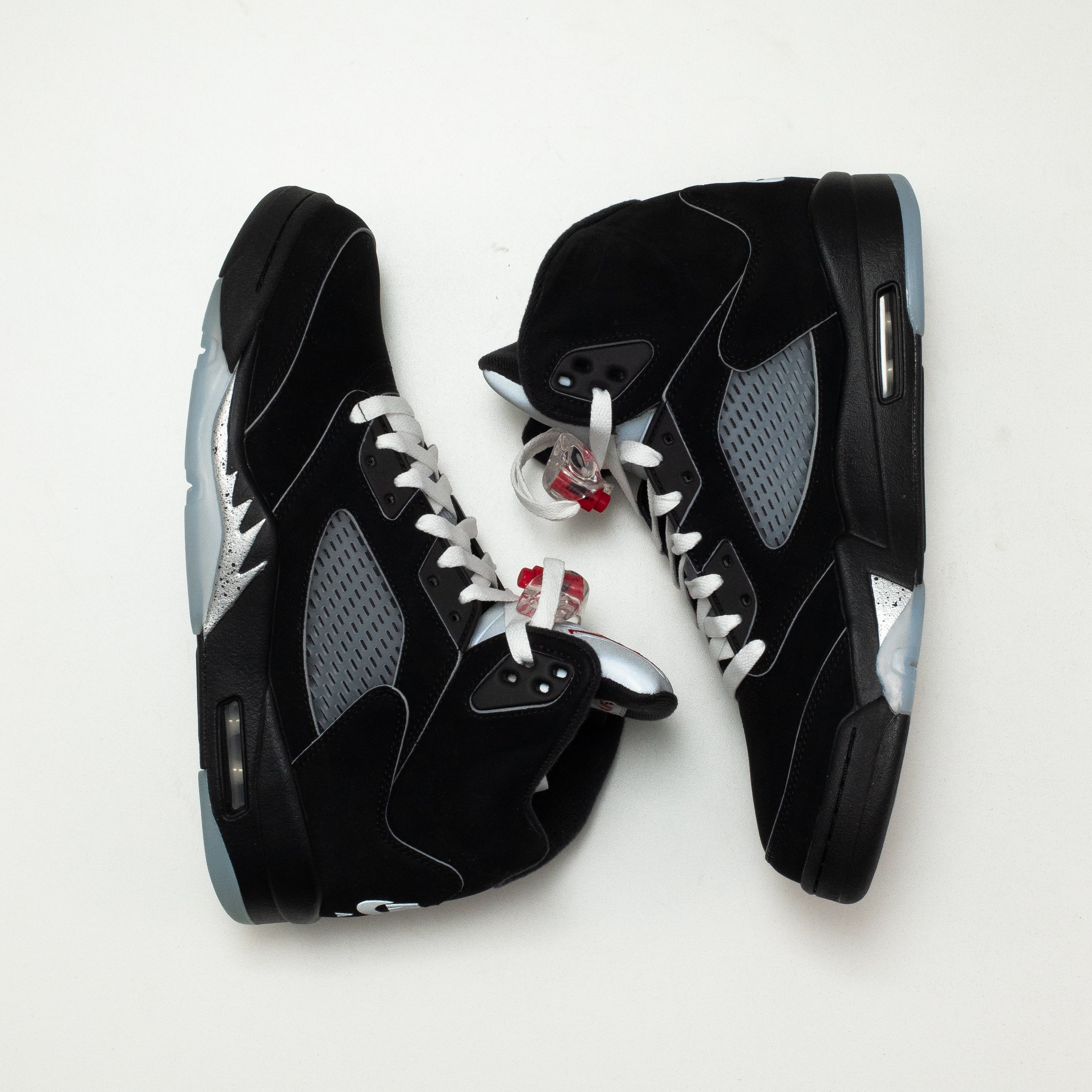 AIR JORDAN 5 BLACK METALLIC REIMAGINED [USED - SIZE 10]