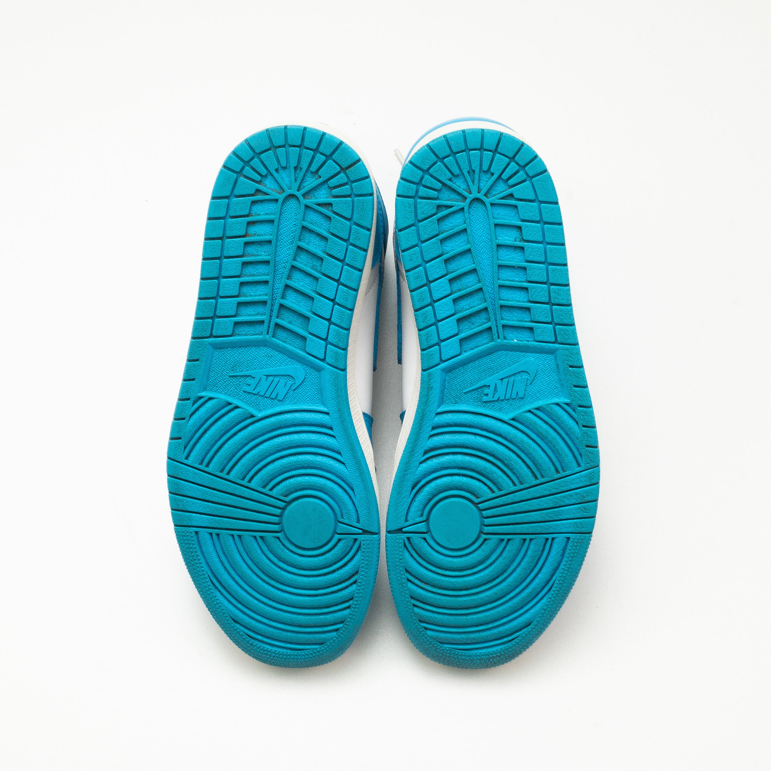 AIR JORDAN 1 HIGH UNC (2015) [USED - SIZE 8.5]