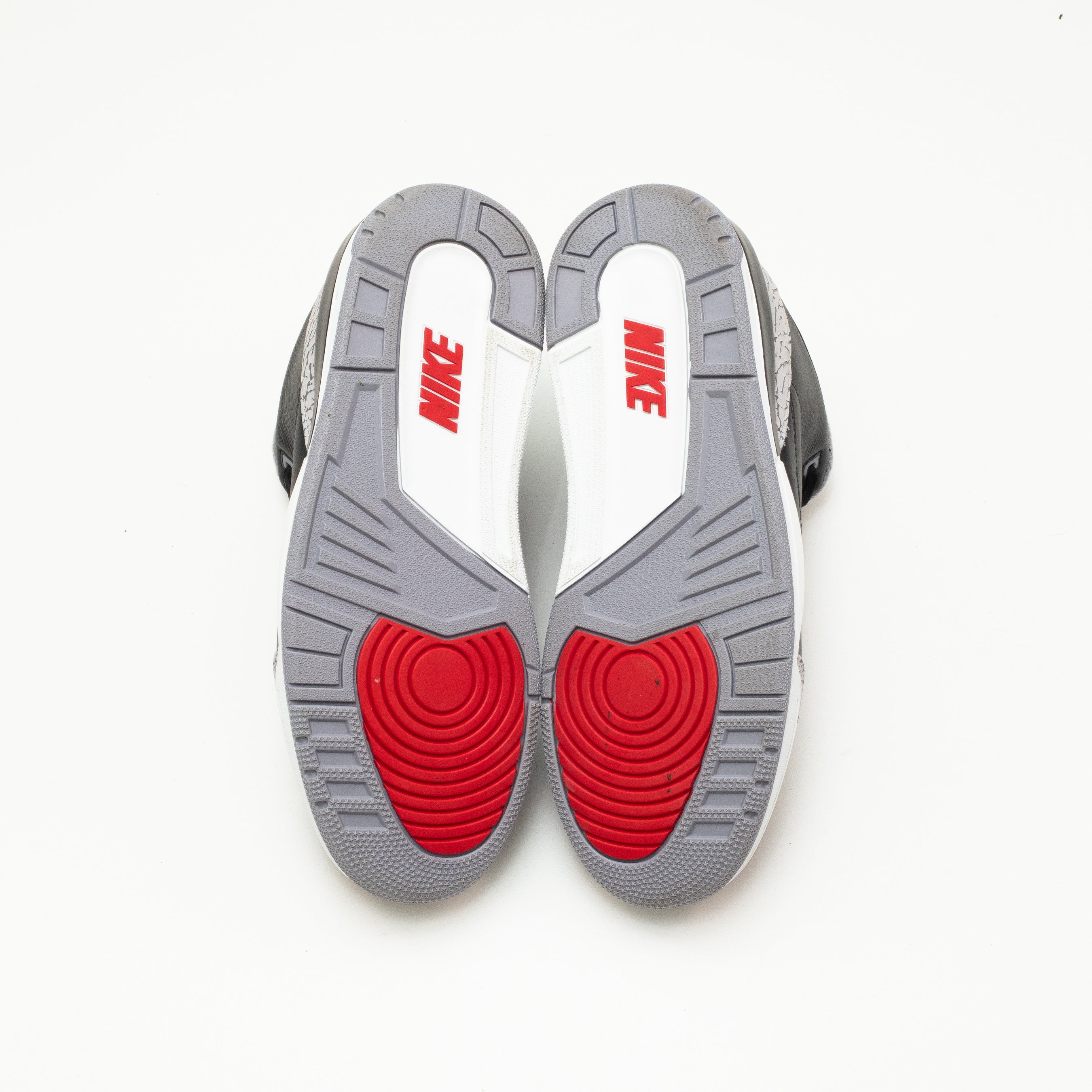 AIR JORDAN 3 BLACK CEMENT (2024) [USED - SIZE 9.5]