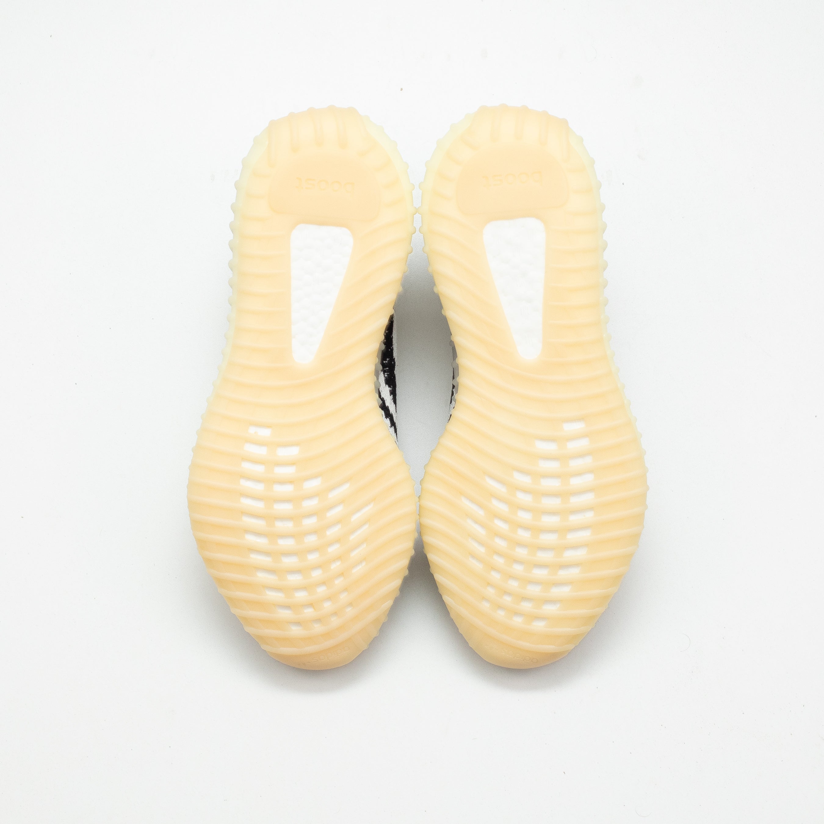 YEEZY BOOST 350 V2 ZEBRA [FLAWED - SIZE 8]