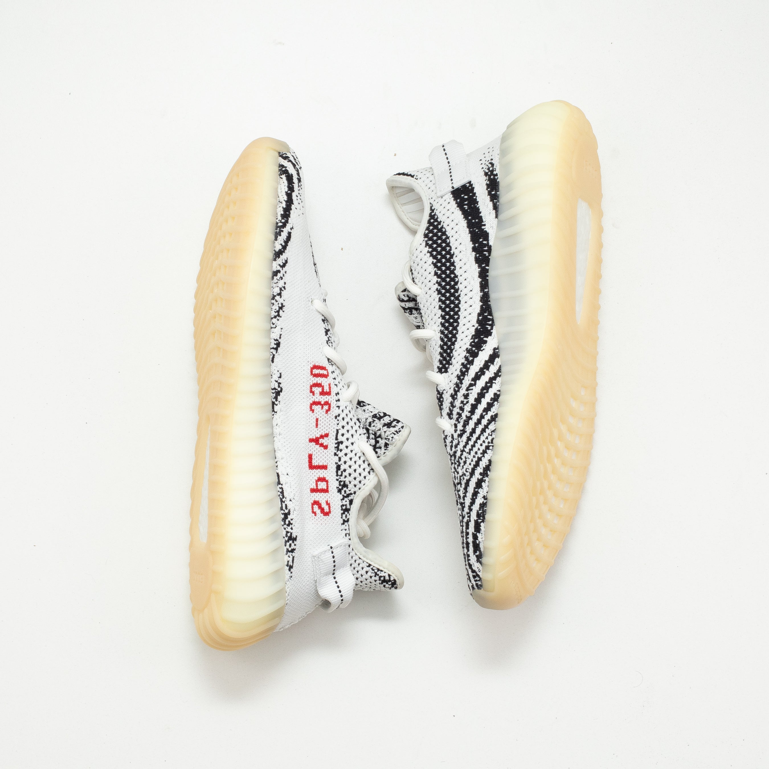 YEEZY BOOST 350 V2 ZEBRA [FLAWED - SIZE 8]