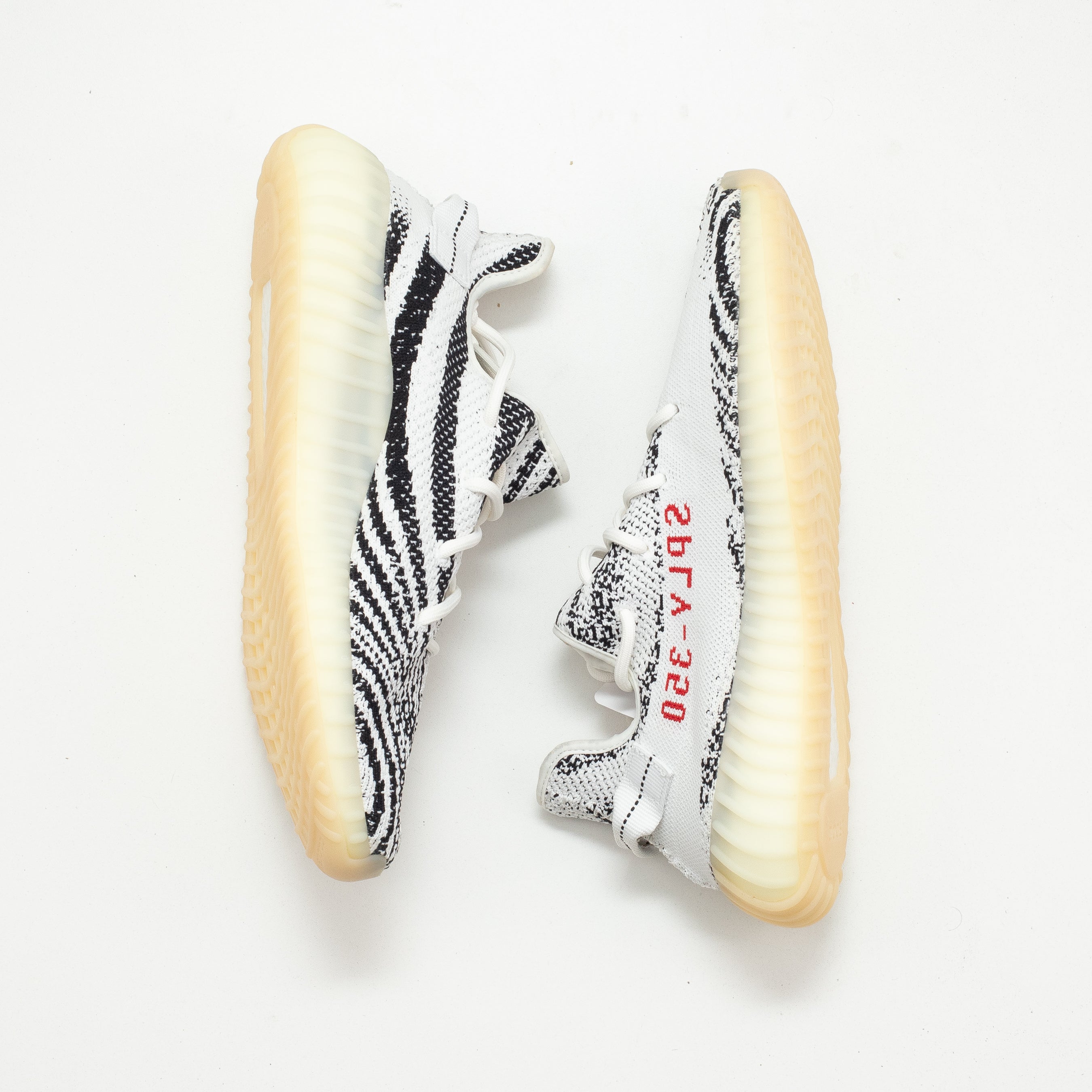 YEEZY BOOST 350 V2 ZEBRA [FLAWED - SIZE 8]