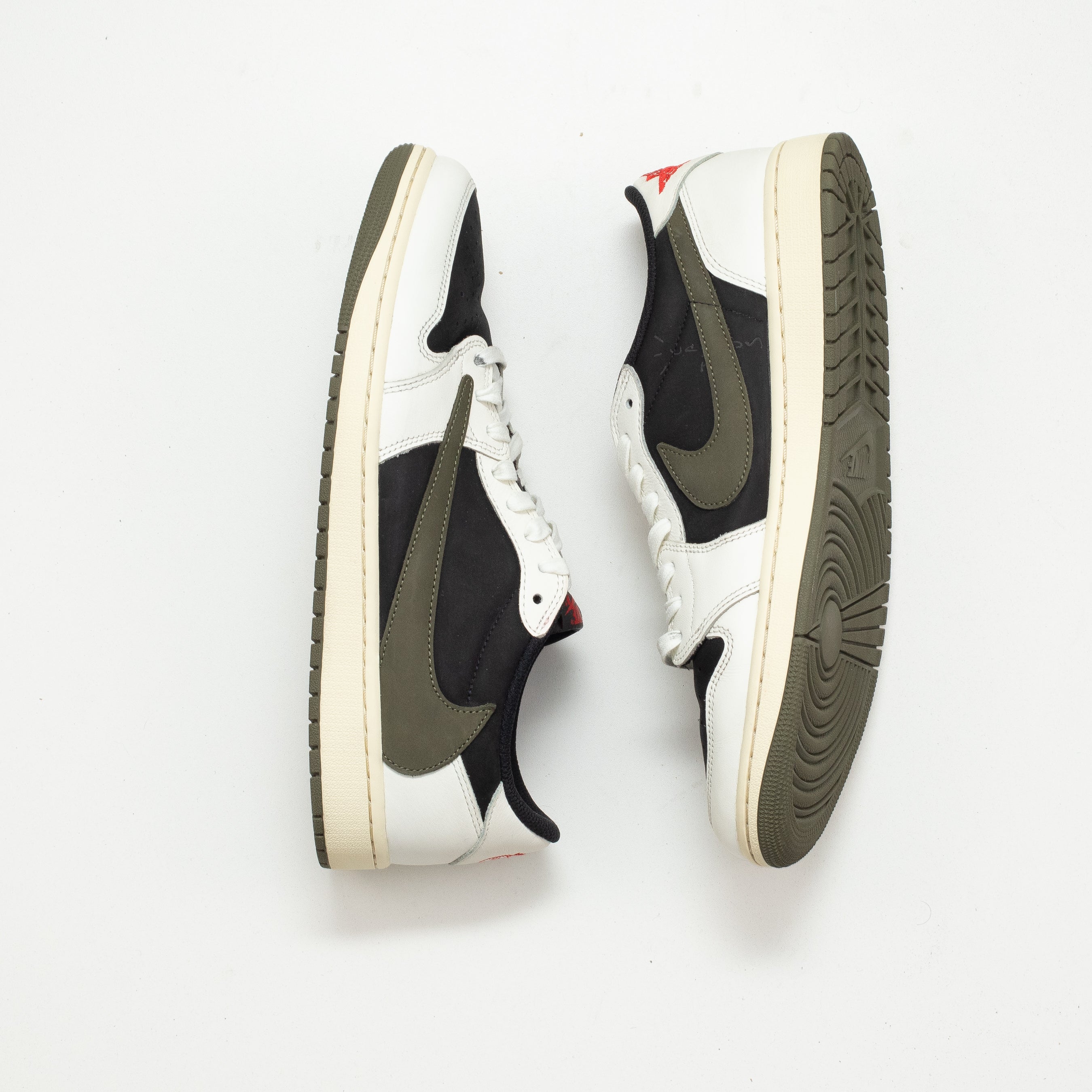 AIR JORDAN 1 LOW WMNS TRAVIS SCOTT OLIVE [USED - SIZE 12W/10.5M]