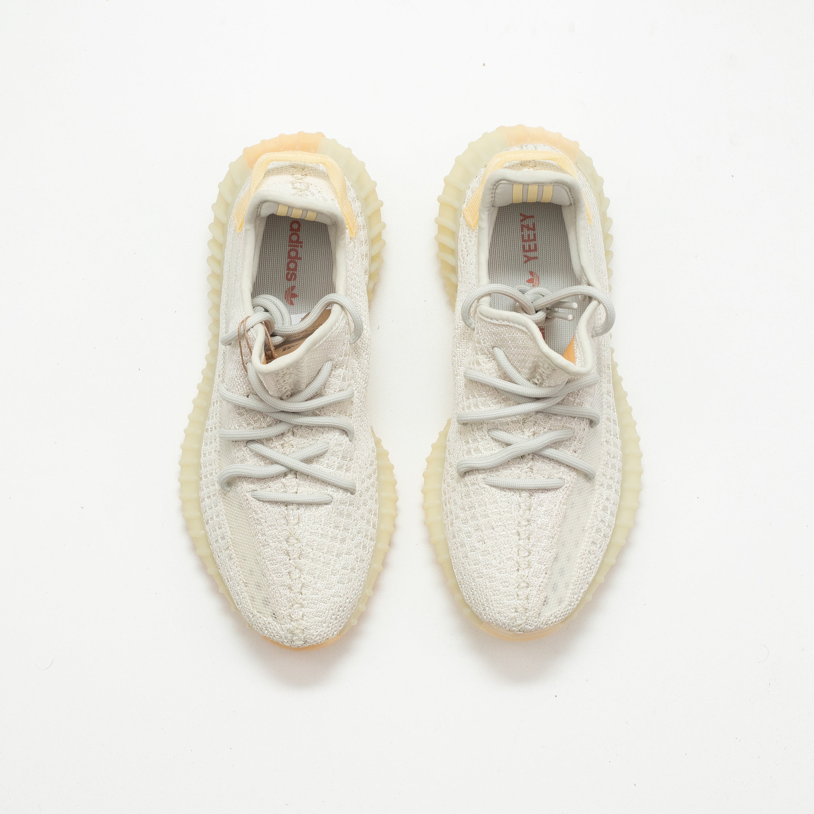 YEEZY BOOST 350 V2 LIGHT [FLAWED - SIZE 7]