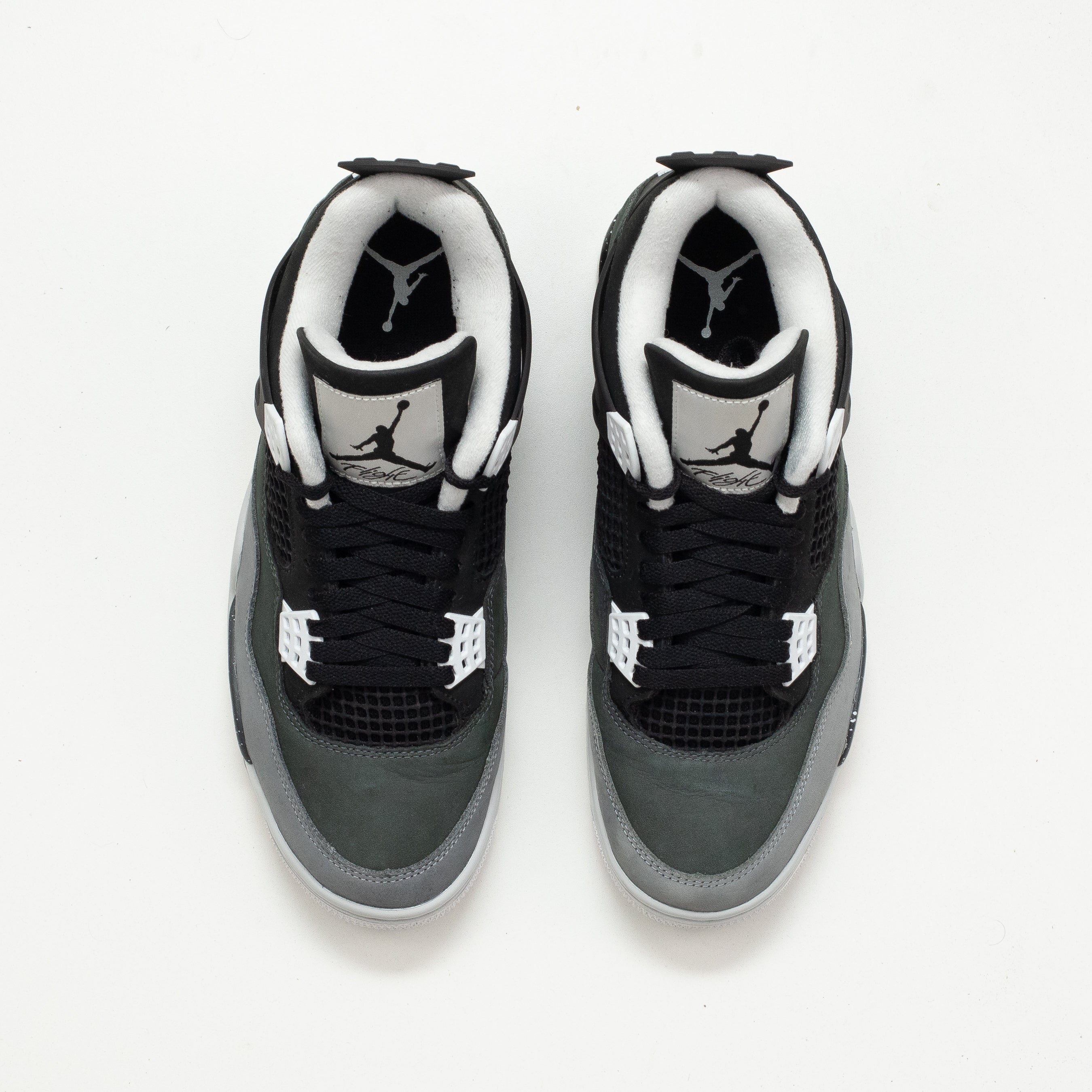 AIR JORDAN 4 FEAR [USED - SIZE 9]